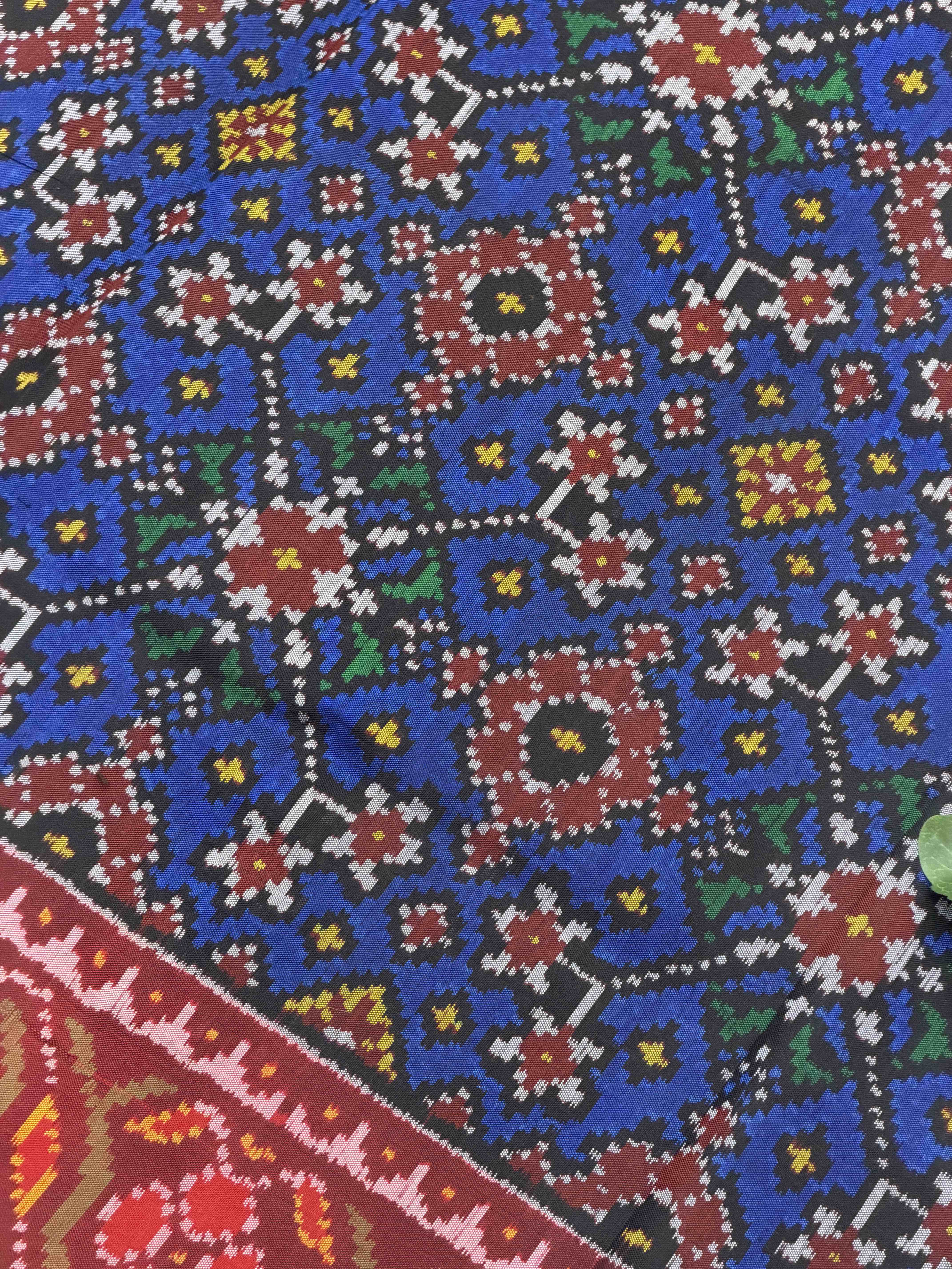 Red & deep blue Navaratan single ikat patan Patola