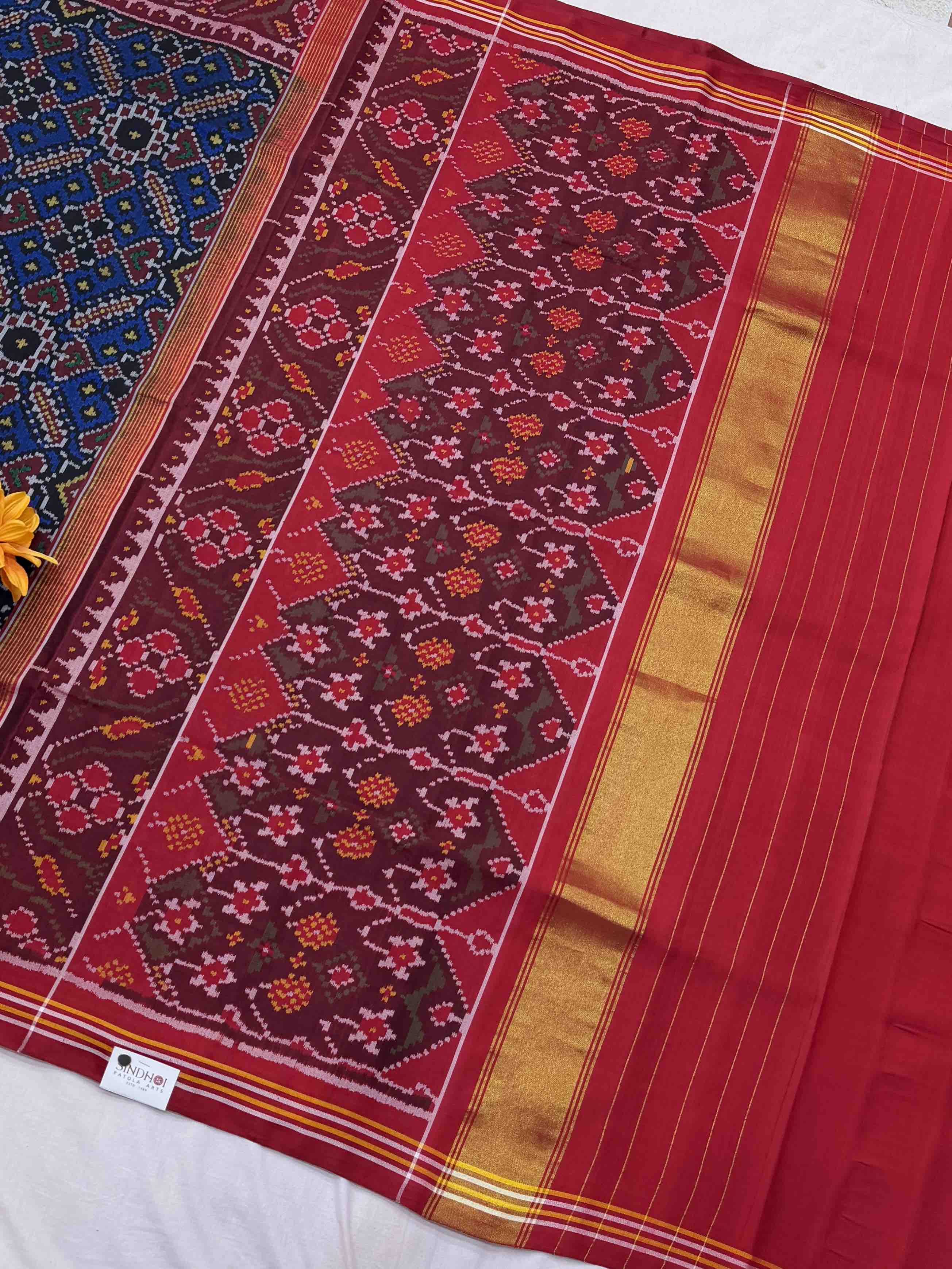 Red maroon & deep blue Manekchawk Single ikat Patola Saree