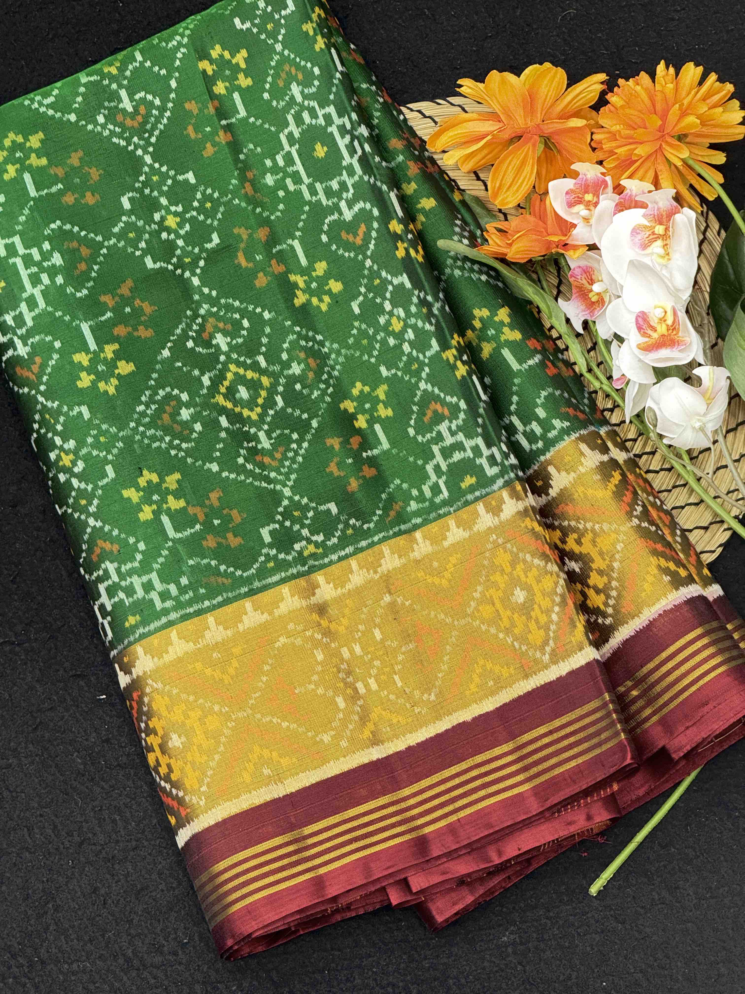 Green & Red Manekchowk Navratan Mix Patola Saree