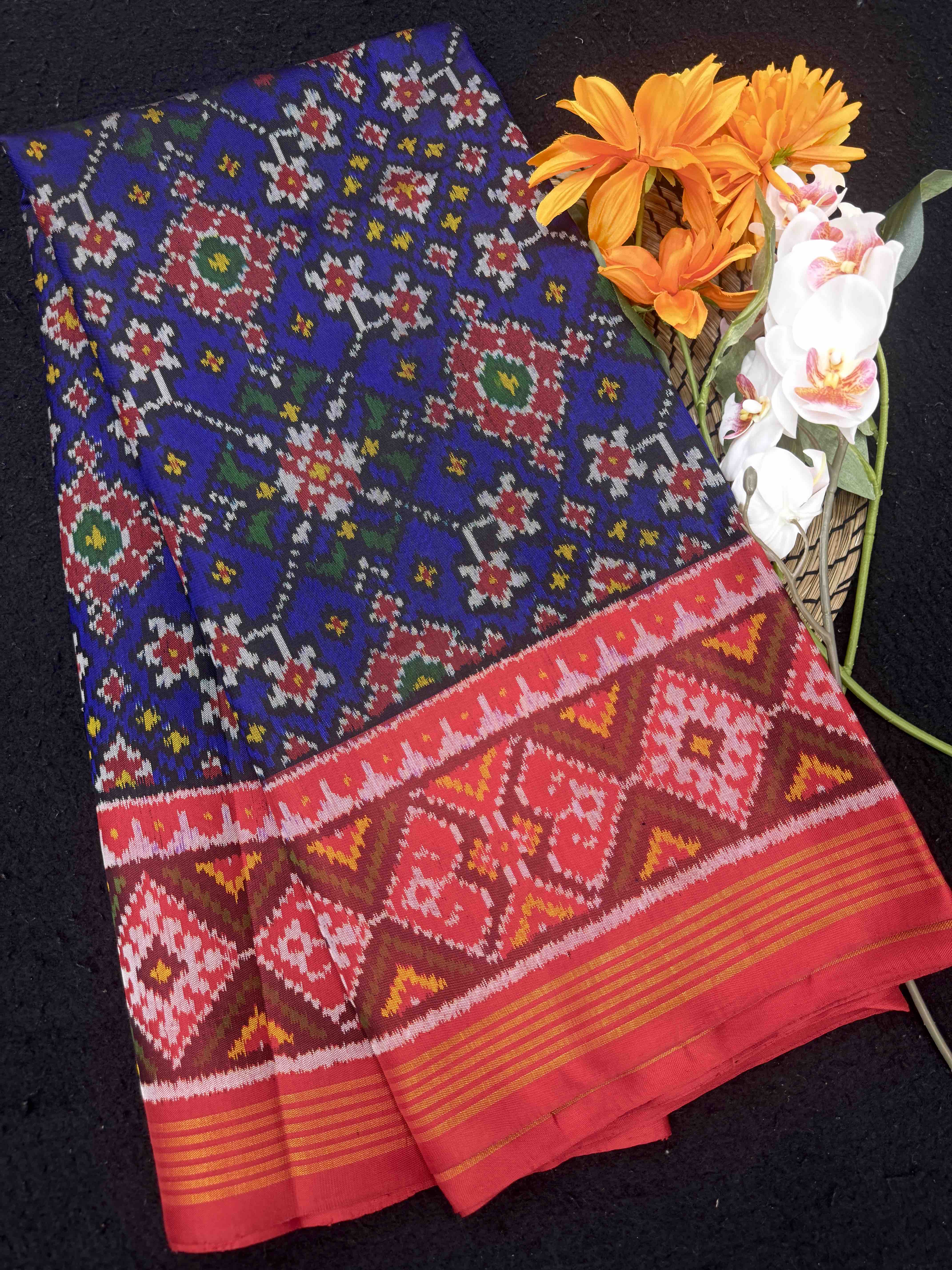 Red & Blue Navrata Single Ikat Patan Patola Saree