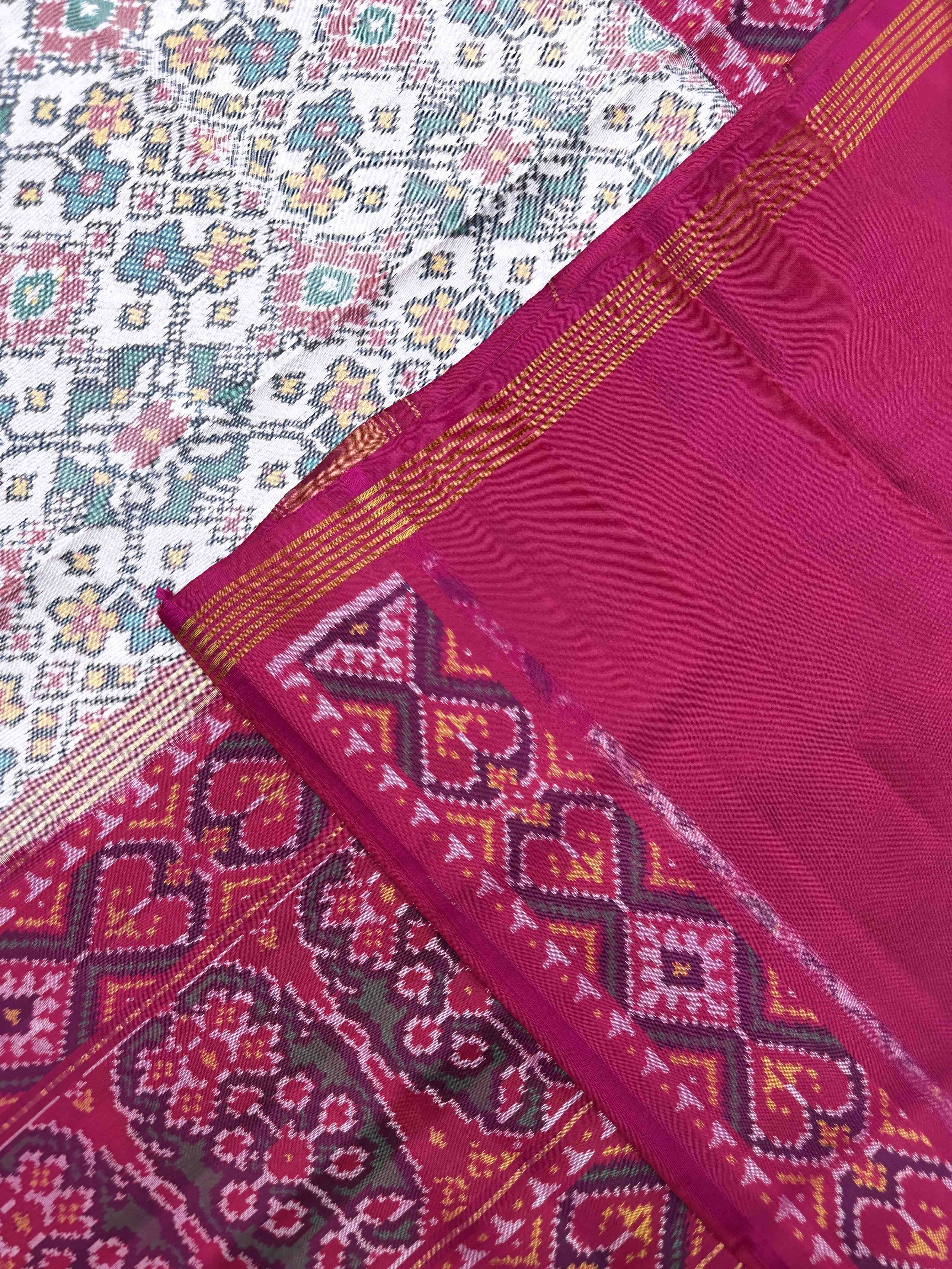 Pink & White Navratan Single Ikat Patan Patola Saree