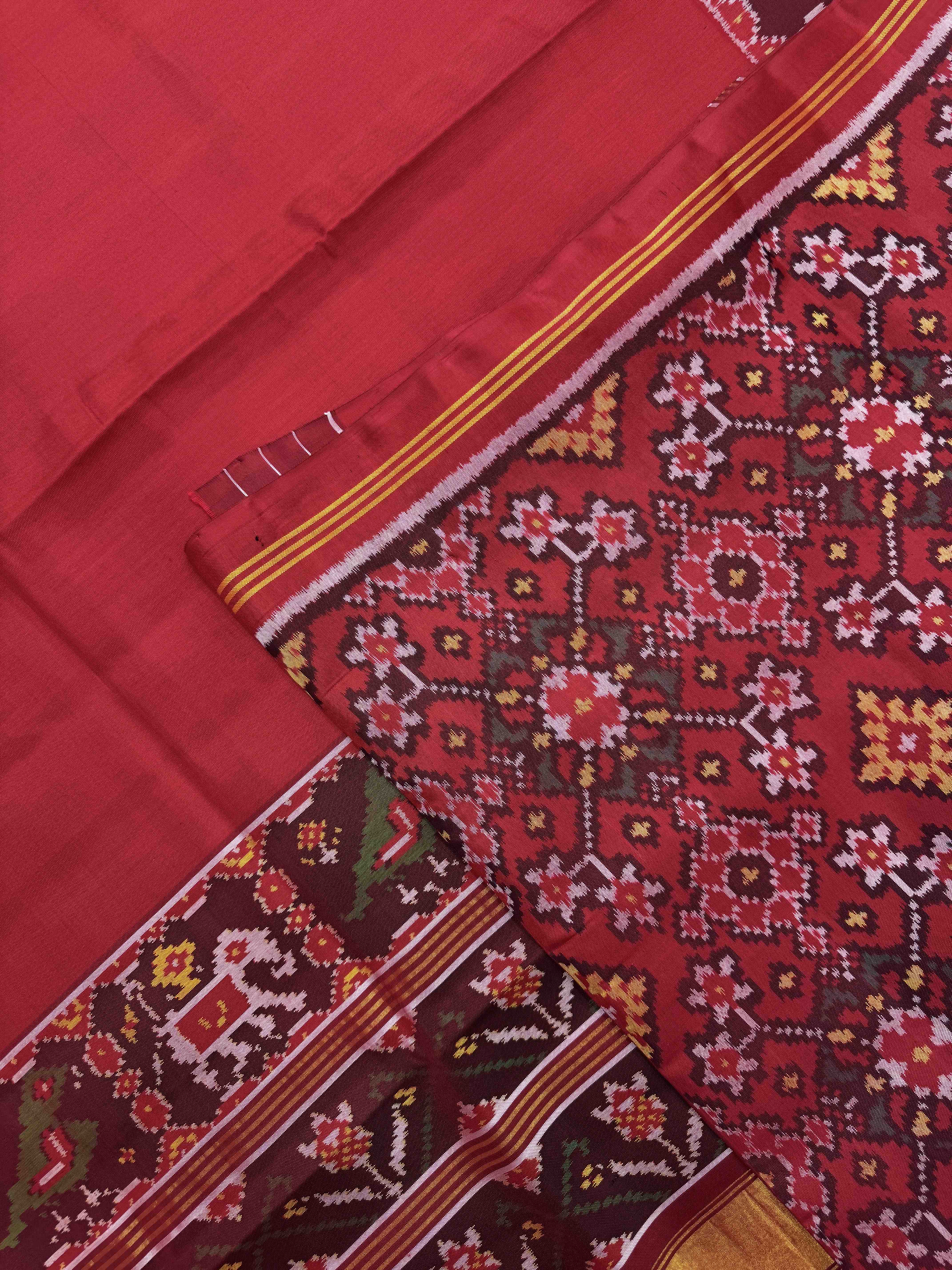 Red Plain With Navratan Blouse Single Ikat Patan Patola Saree