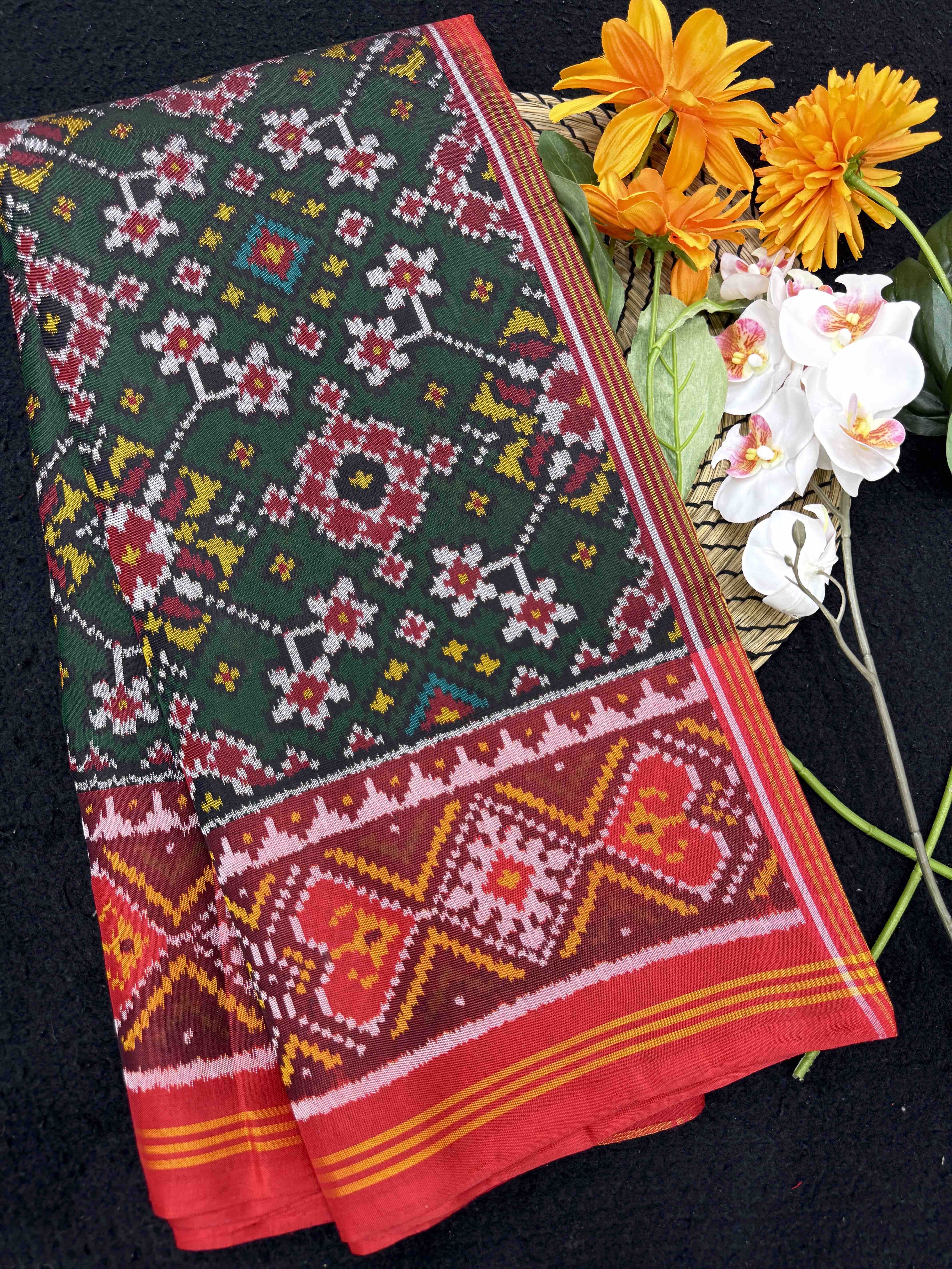 Red & Green Navratan Single Ikat Patan Patola Saree