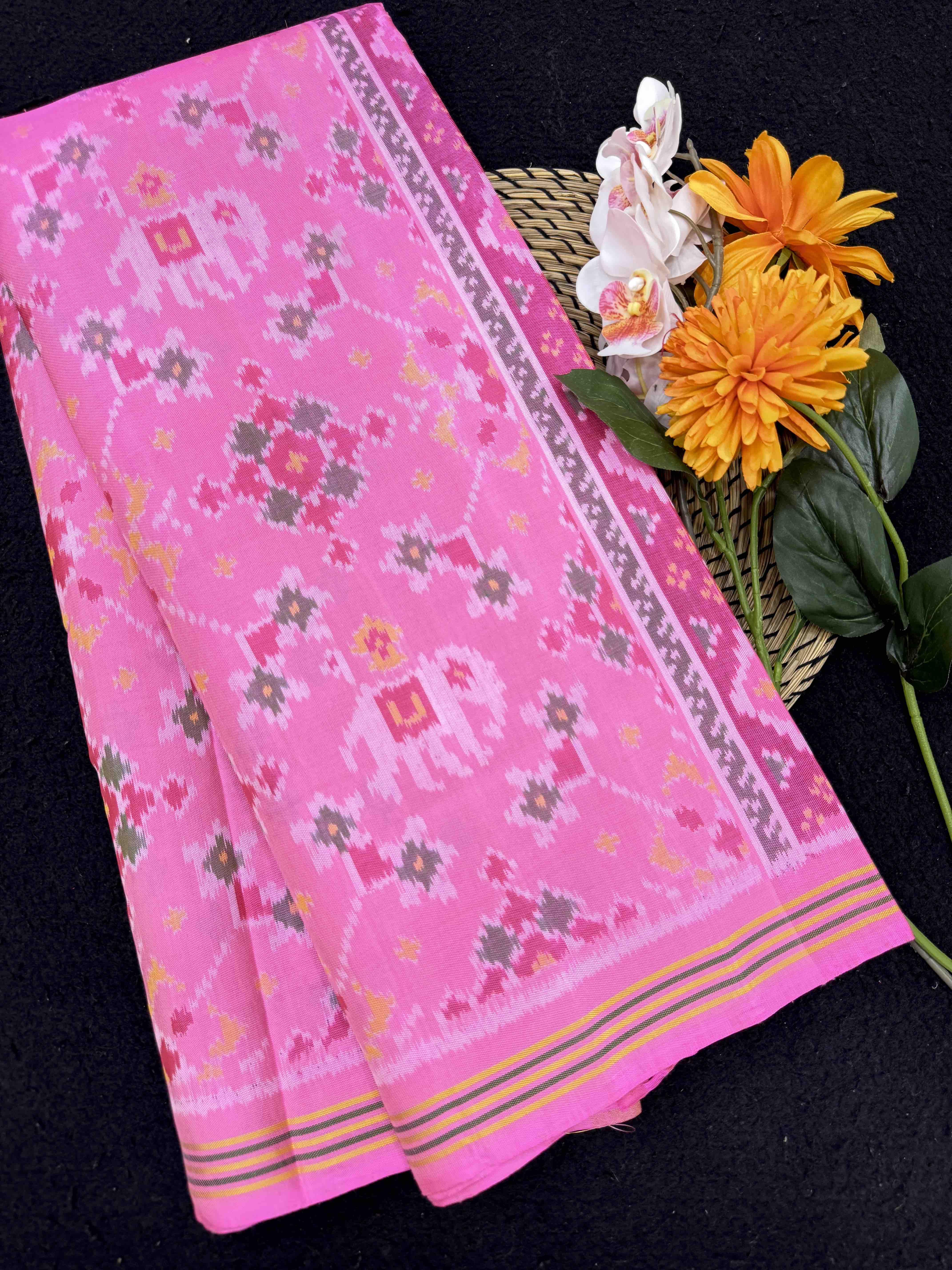 Light Pink Elephant Navratan Mix Single Ikat Patan Patola Saree