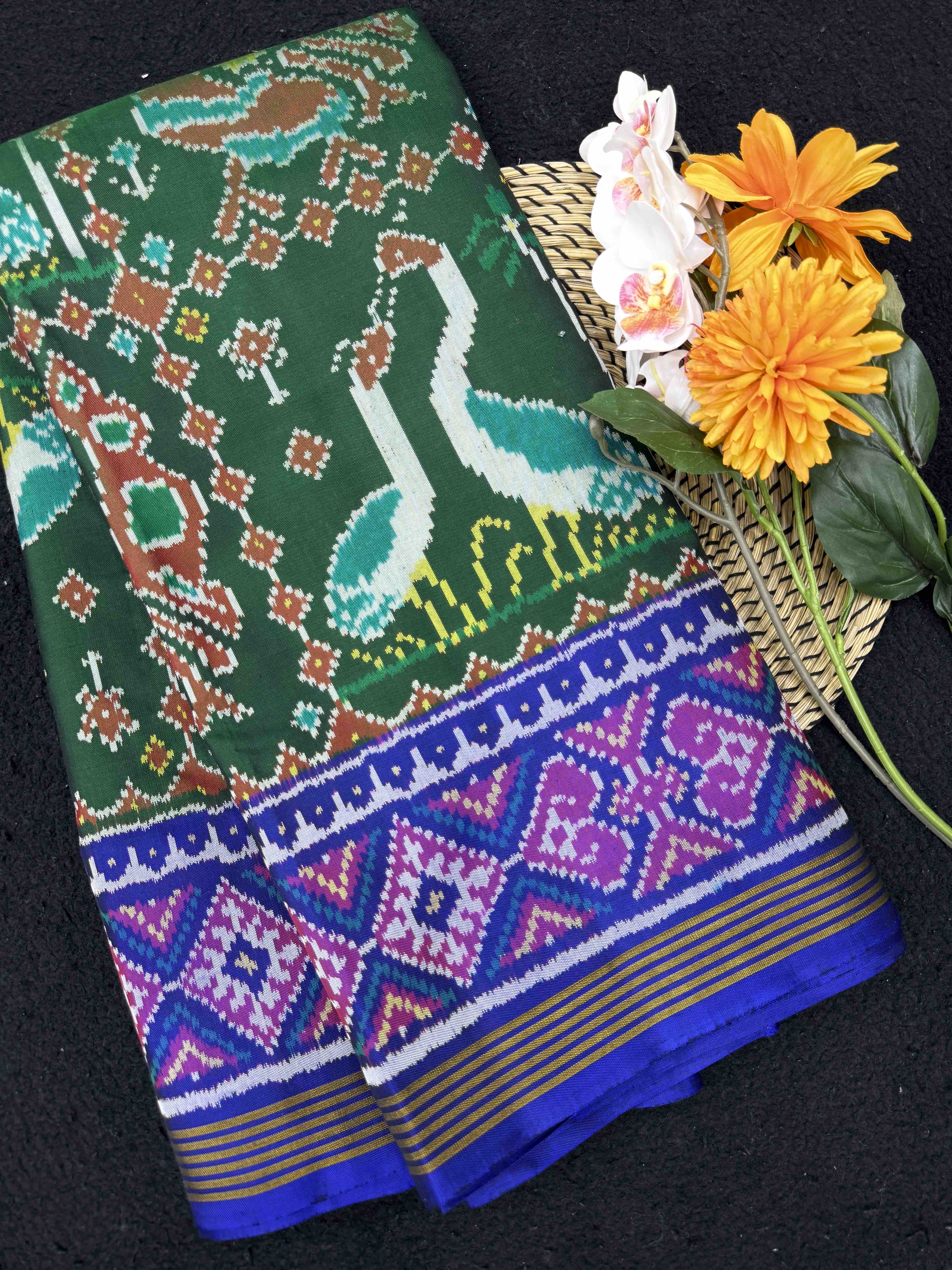 Blue & Green Big Figure Peacock Swan Single Ikat Patan Patola Saree
