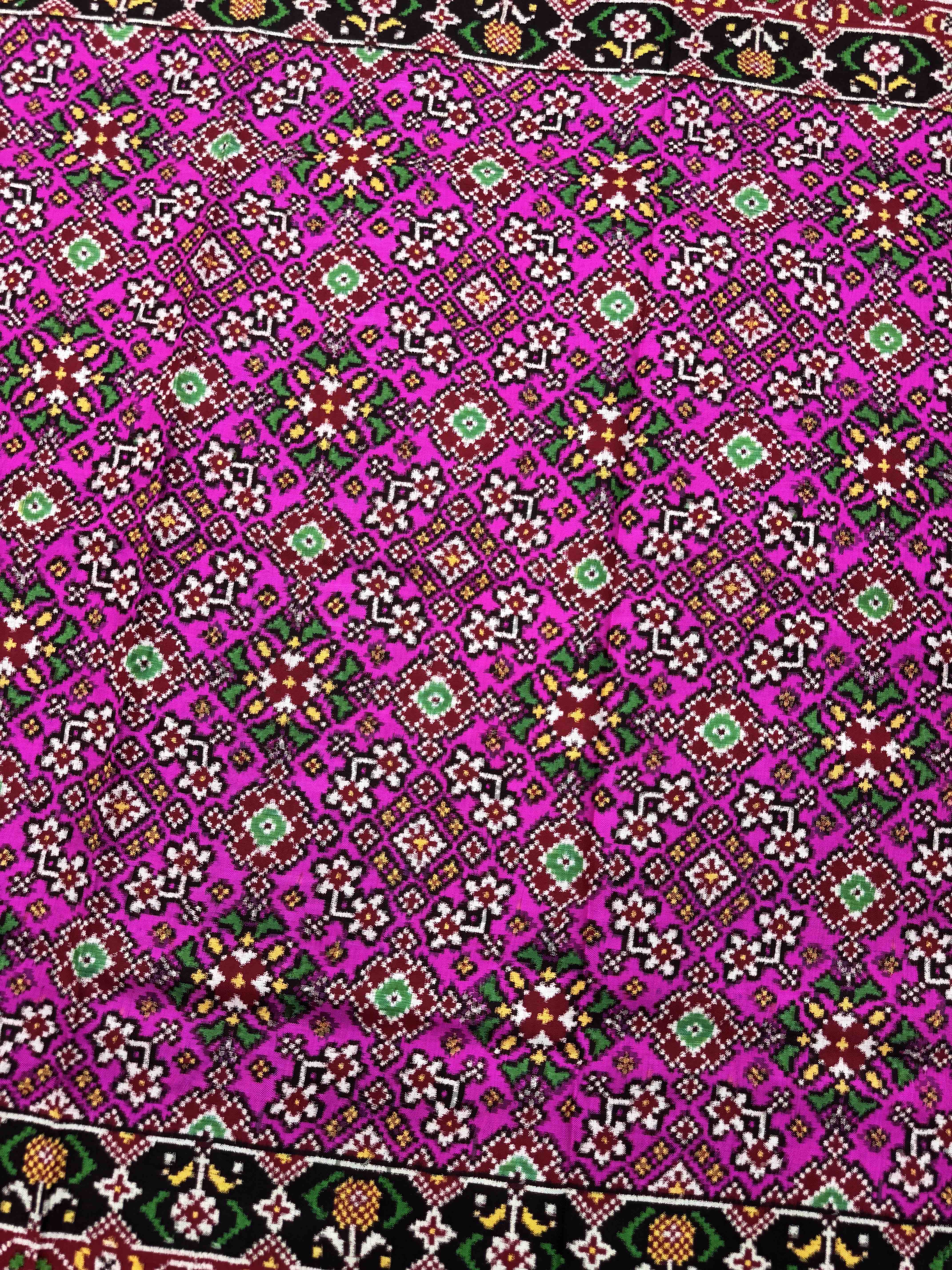 Red & Pink Navratan Double Ikat Patan Patola Saree