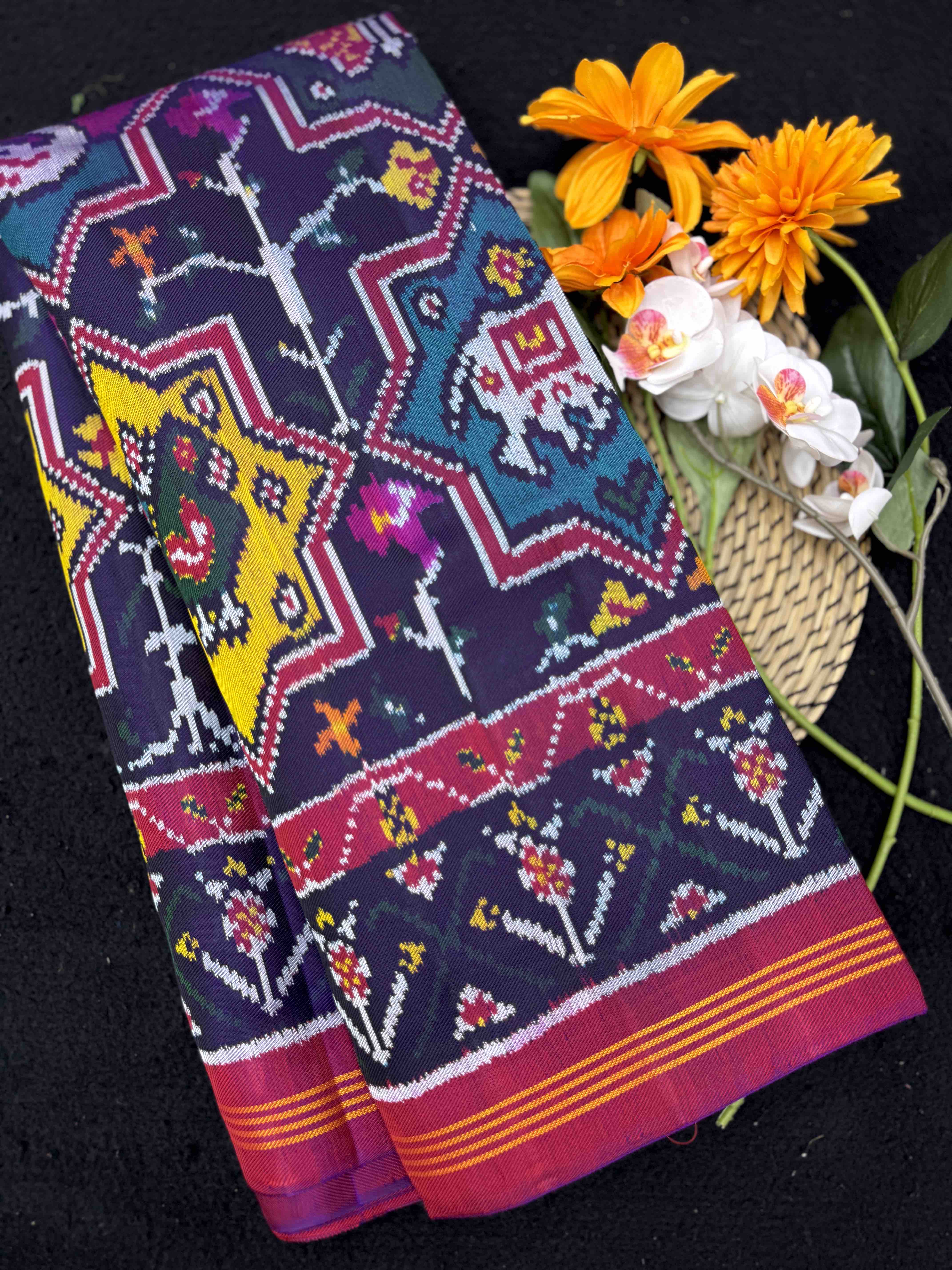 Multicolor Star Narikunj Twill Patola Saree