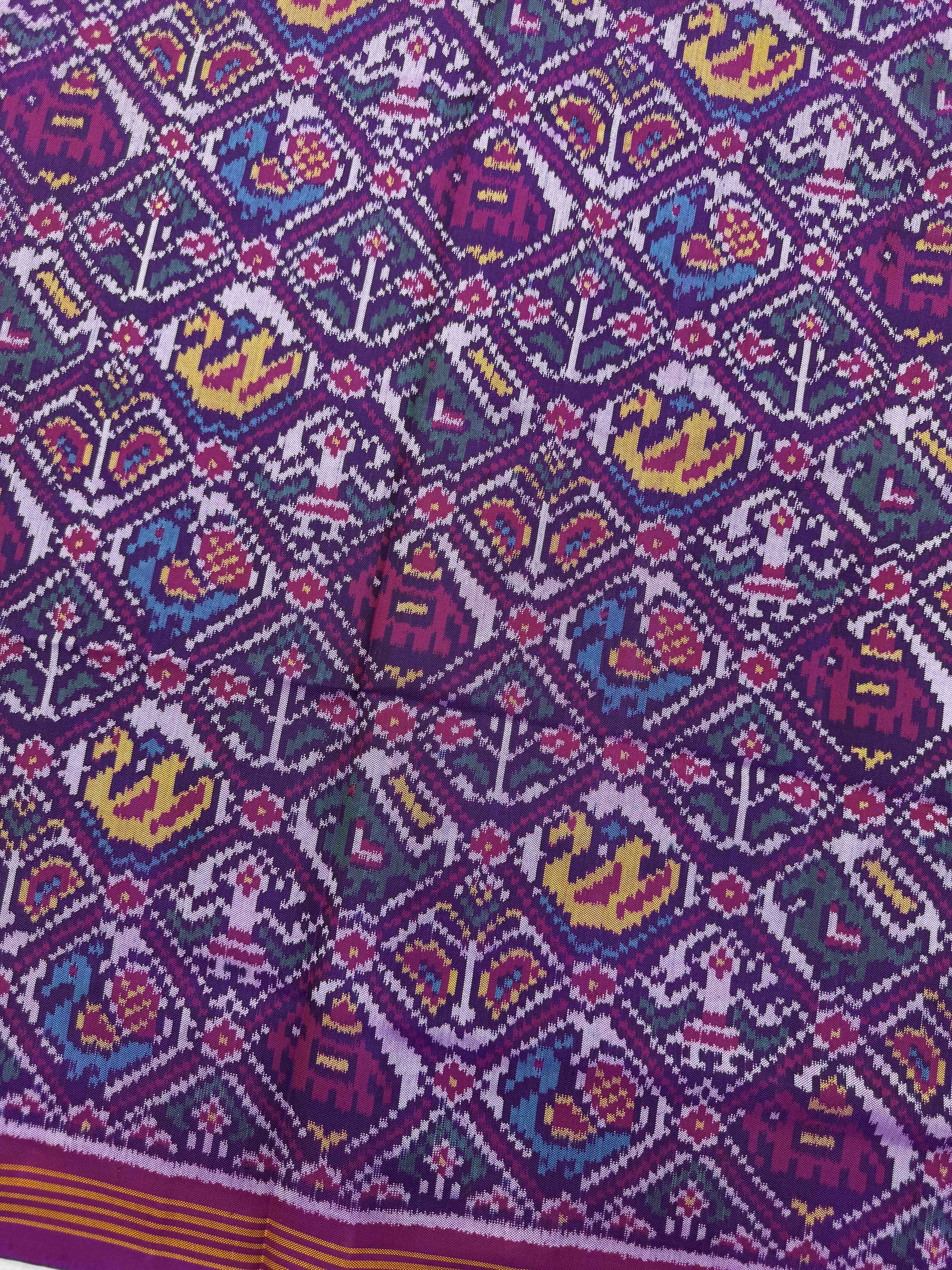 Magenta & White Small Narikunj Semi Double Ikat Patola Dupatta