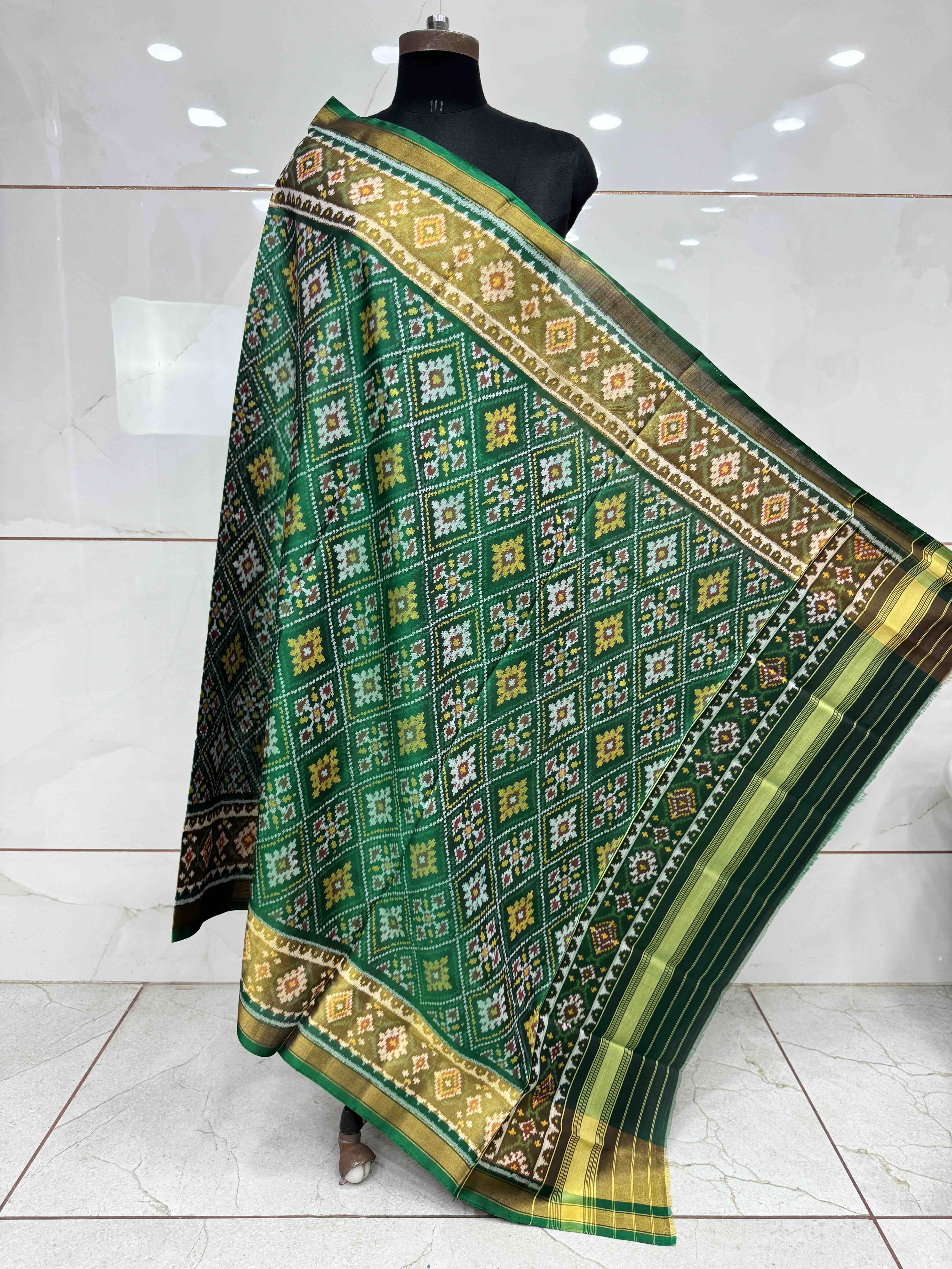 Green Shaded Panchanda Patola Dupatta