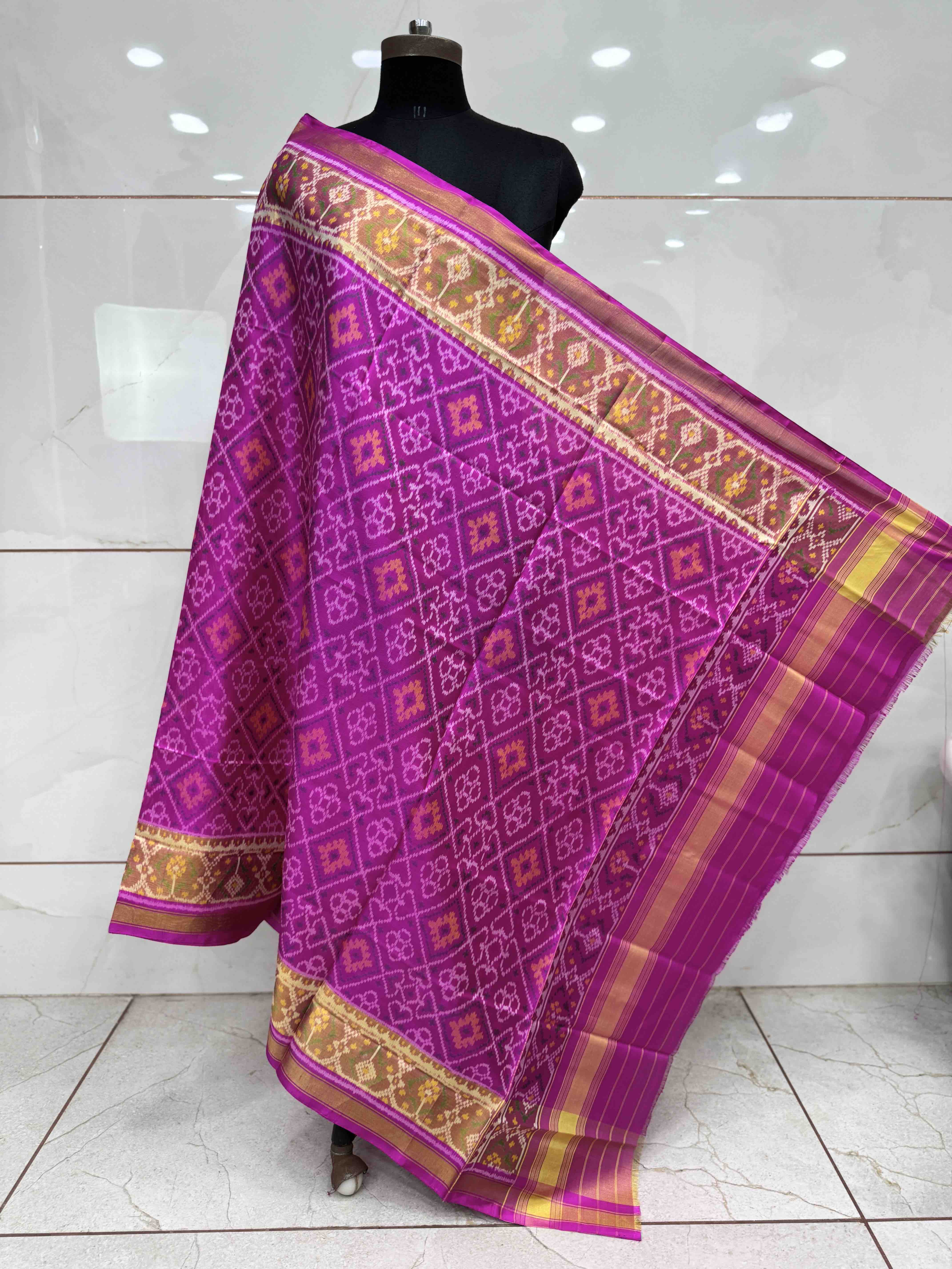Pink Panchanda Patola Dupatta