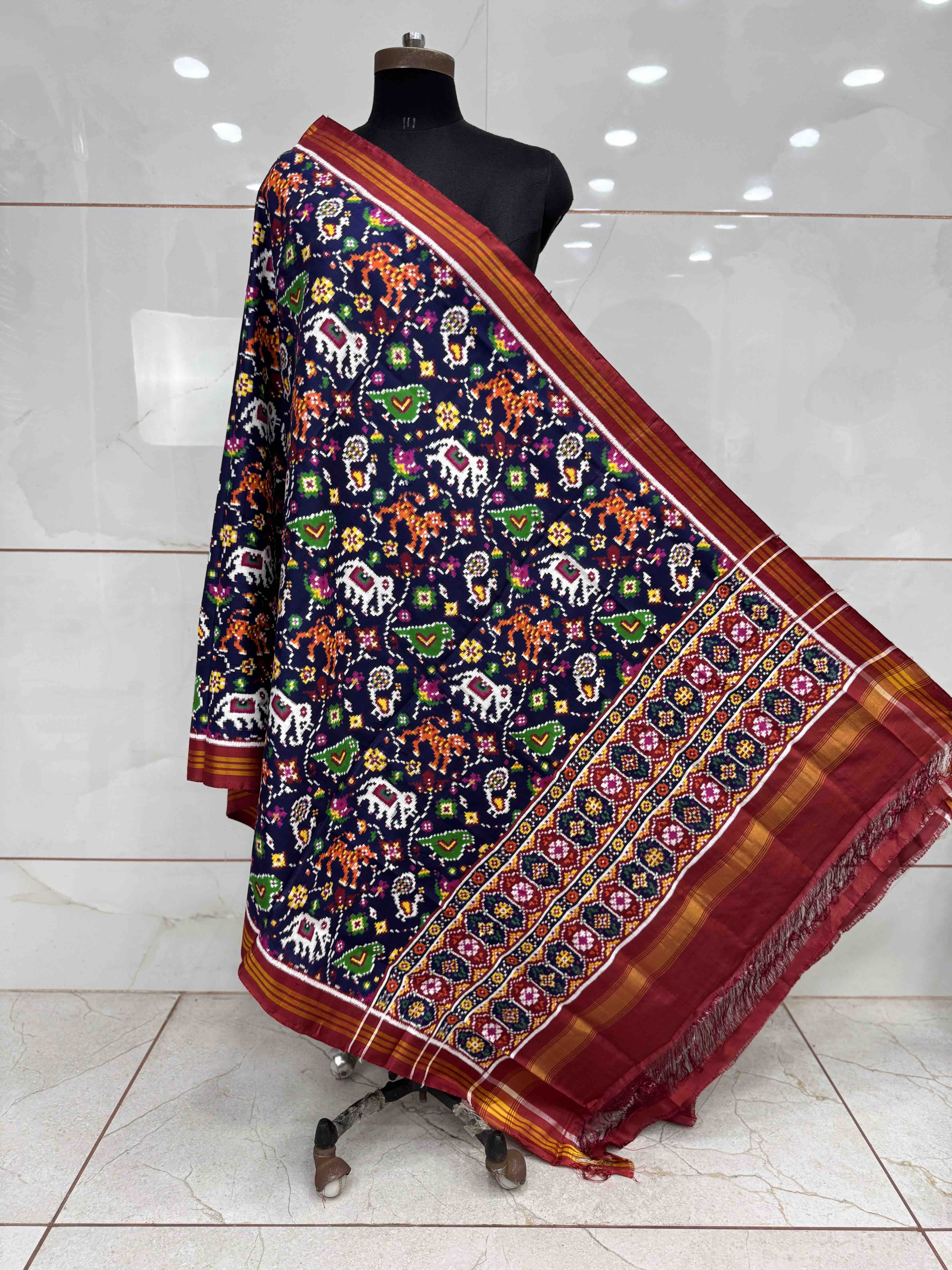 Red & Navy Blue Narikunj Double Ikat Patola Dupatta