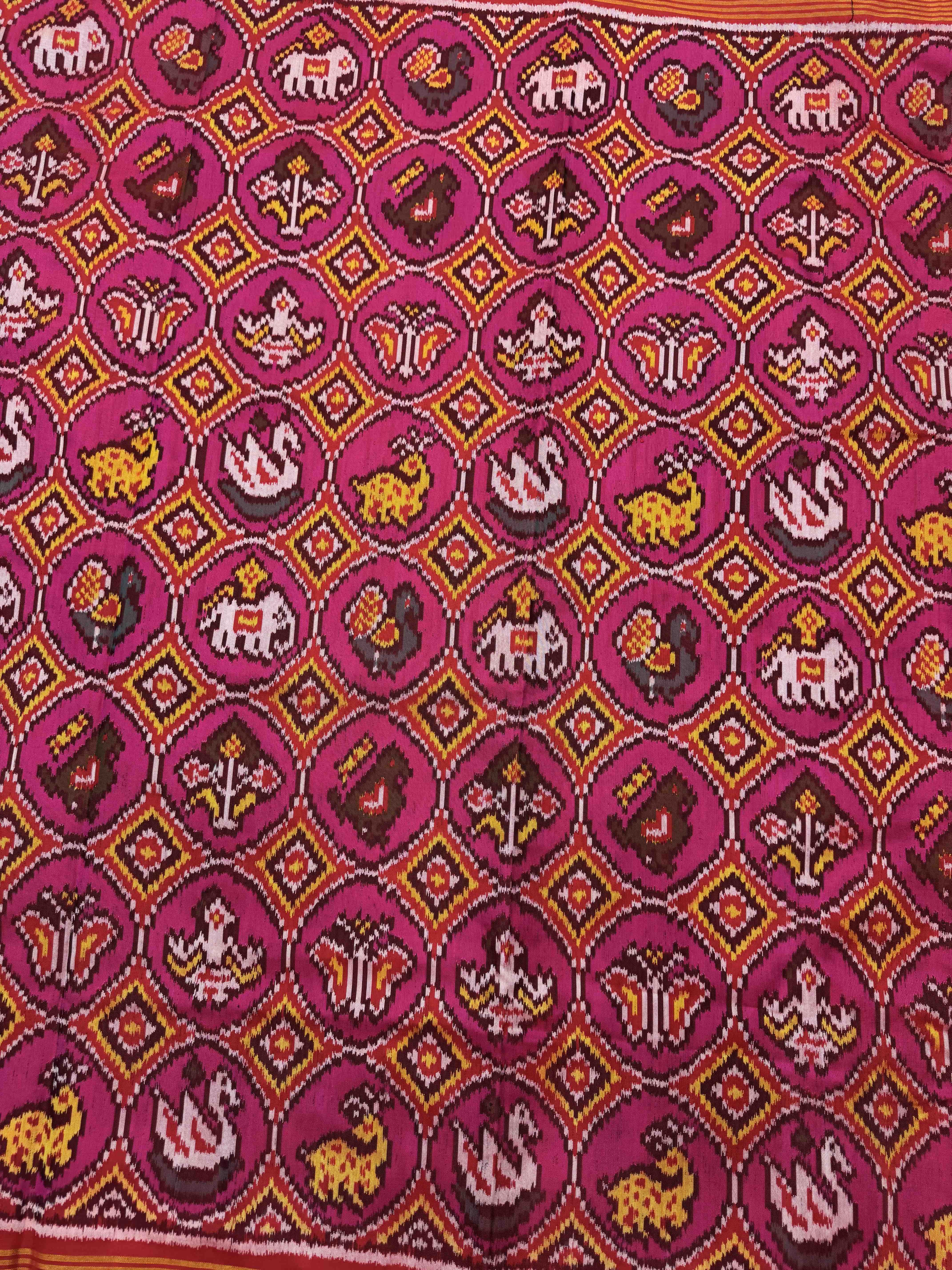 Red & Pink Narikunj Circle Single Ikat Patola Silk Fabric