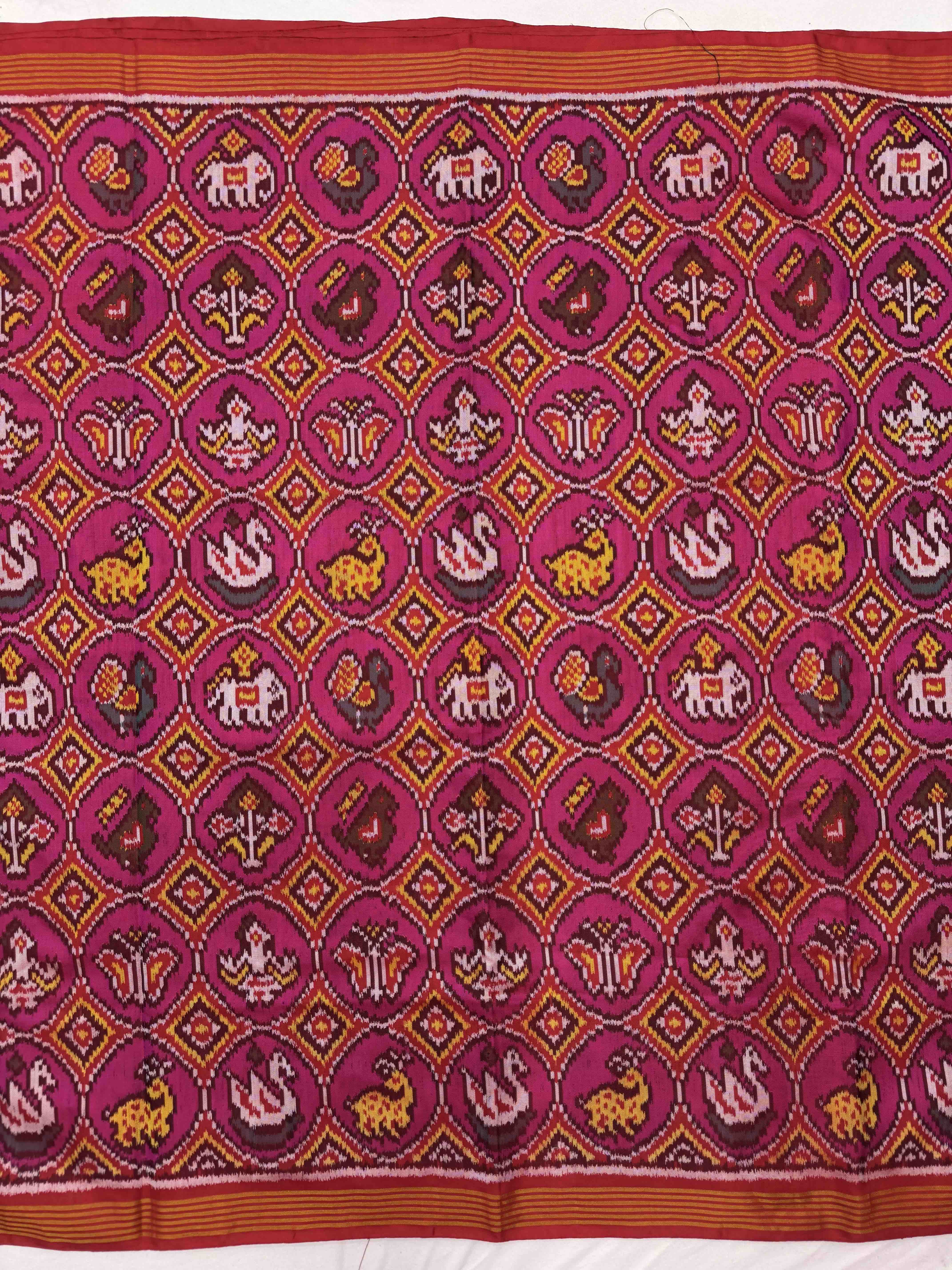 Red & Pink Narikunj Circle Single Ikat Patola Silk Fabric