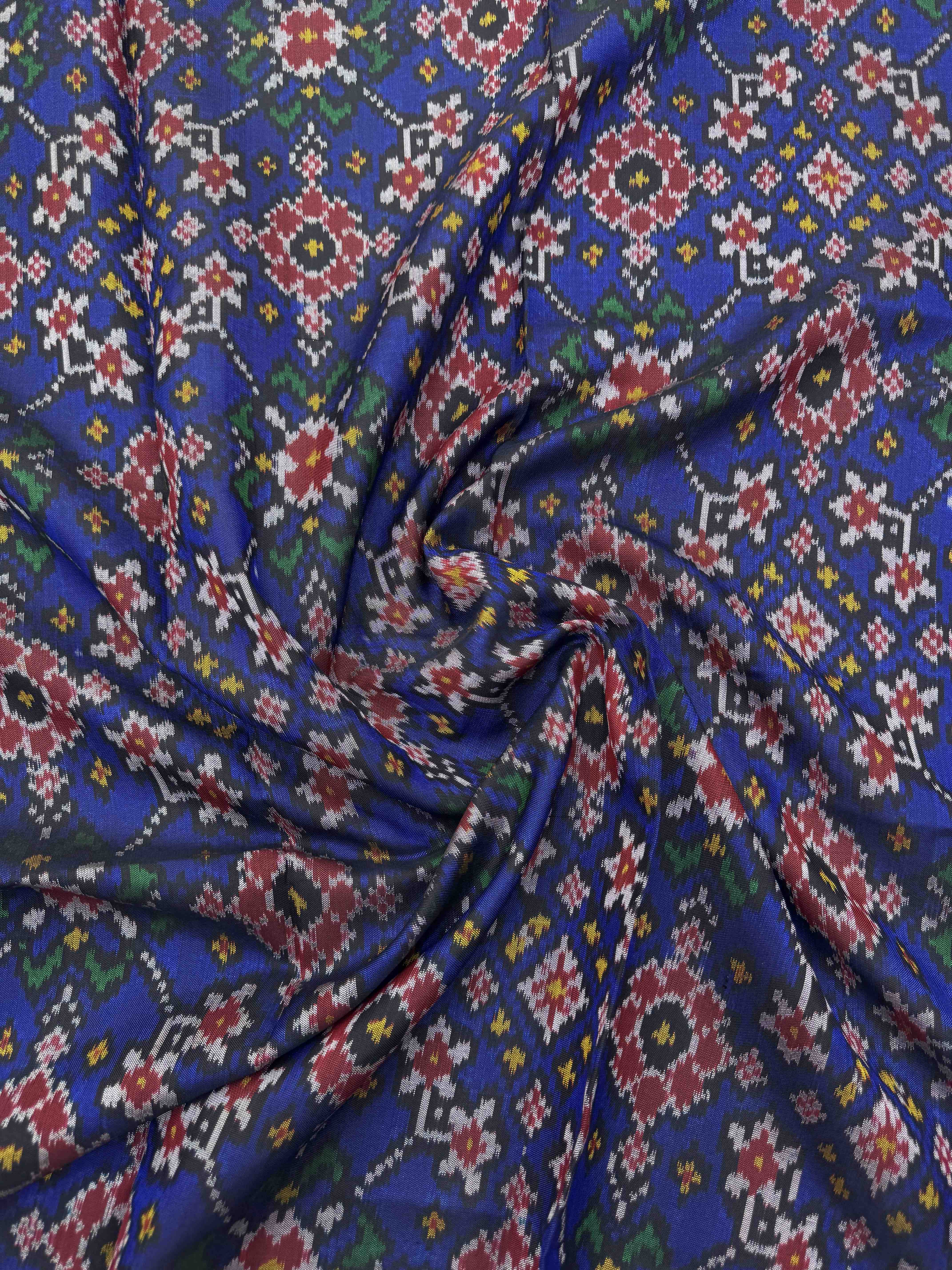 Red & Blue Navratan Single Ikat Patola Silk Fabric