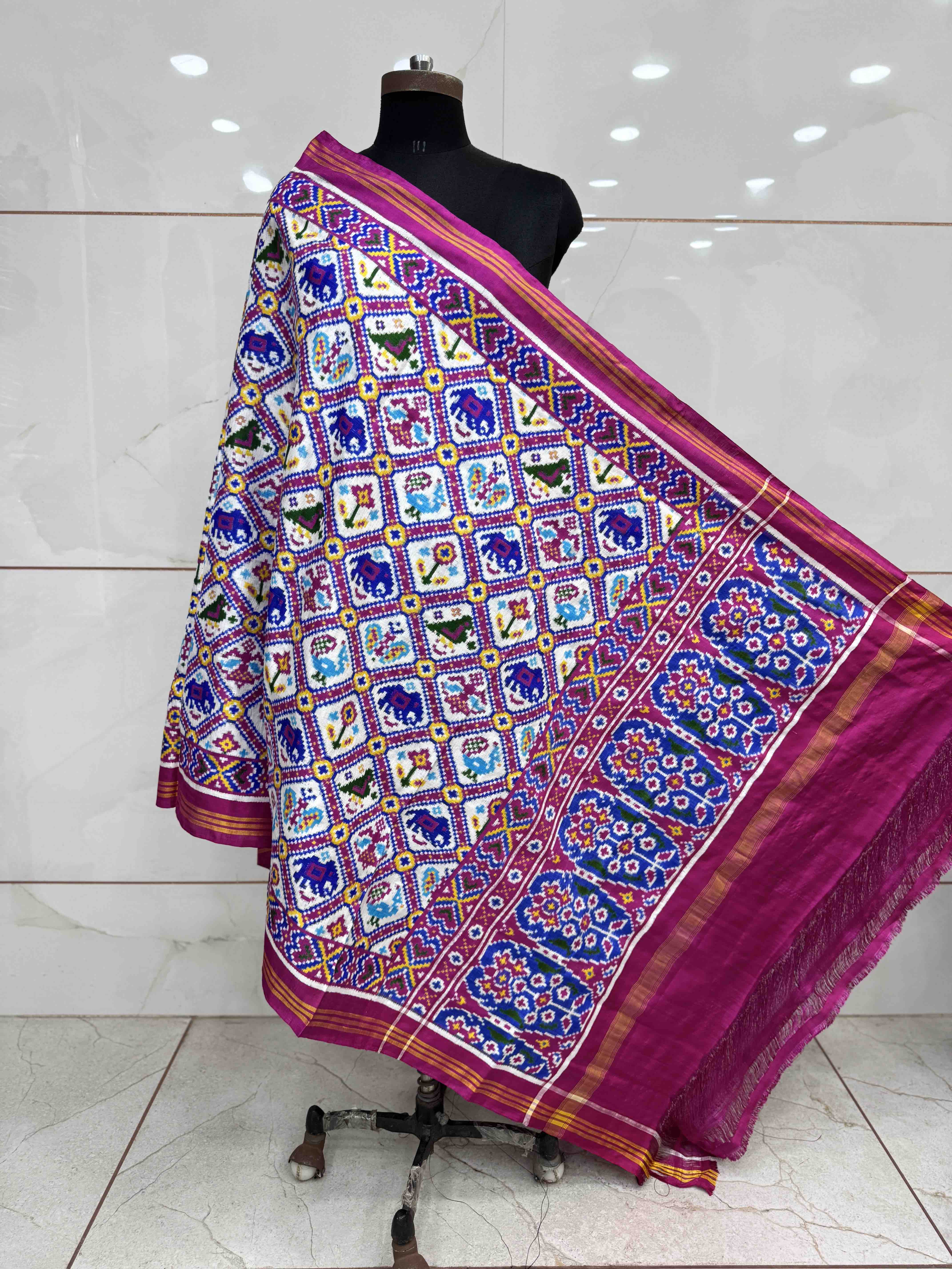 Pink & White Narikunj Double Ikat Patan Patola Dupatta