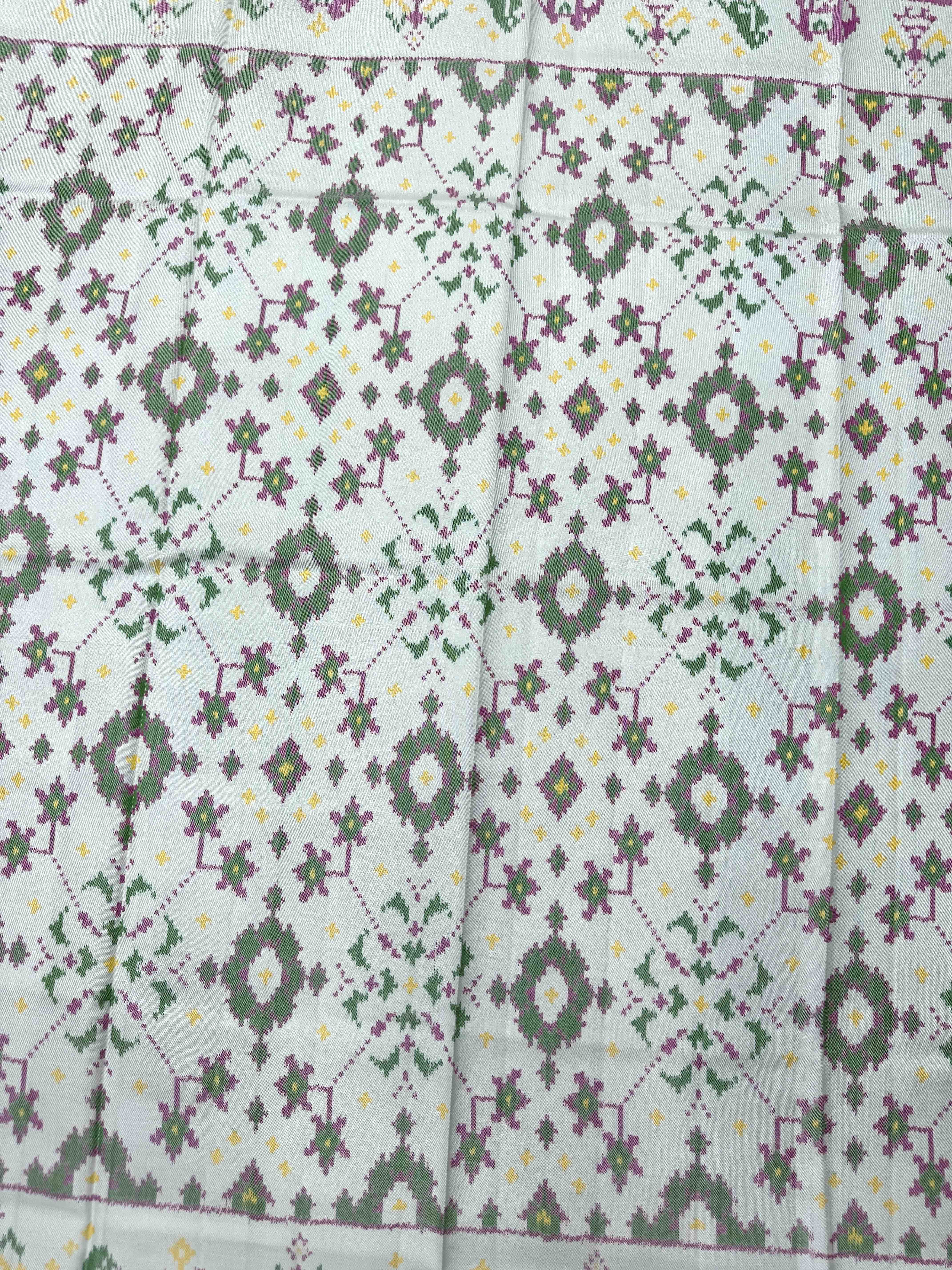 Off White Navratan Semi Double Ikat Patola Blouse Piece