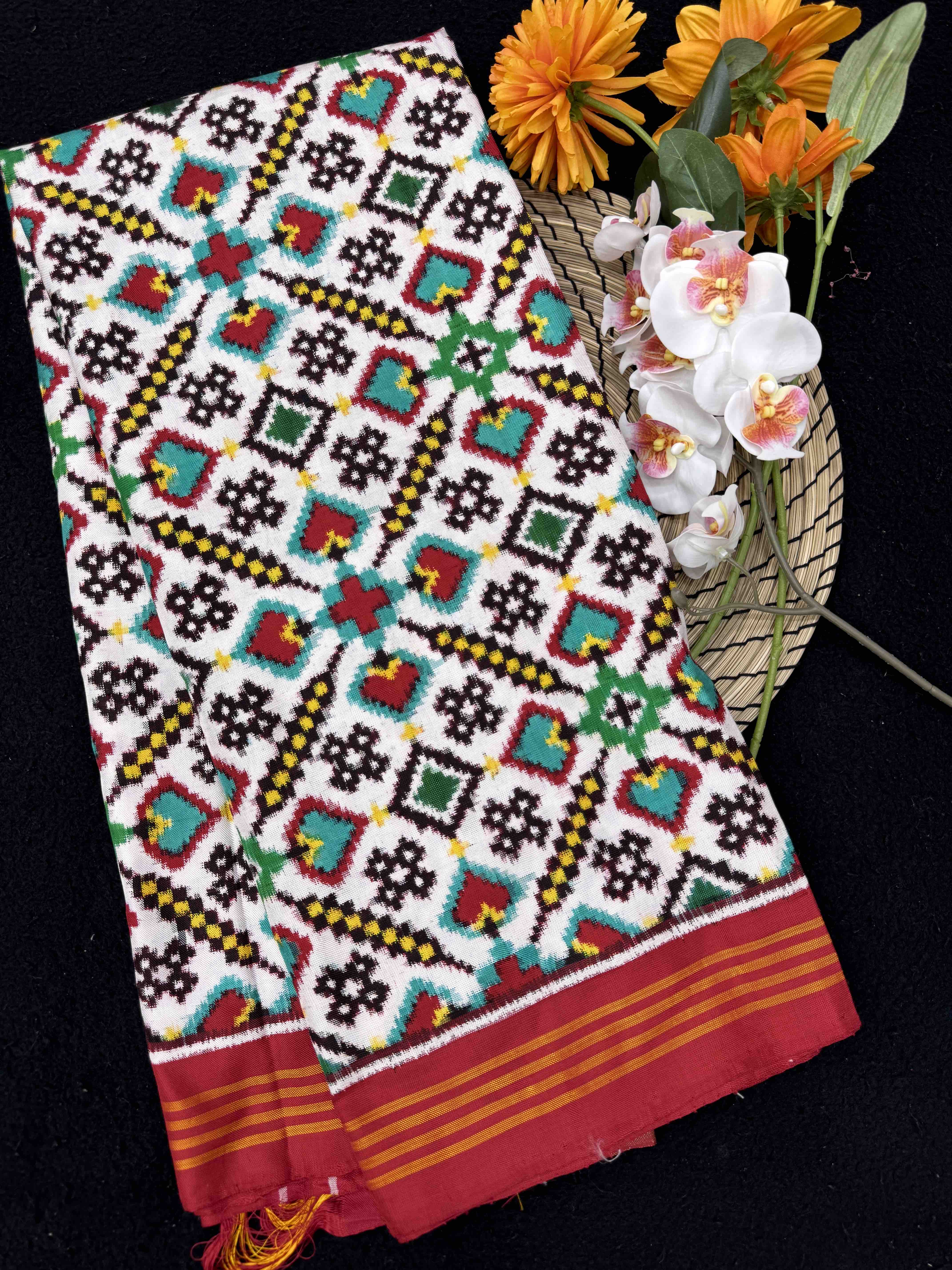 Red & White Manekchowk Double Ikat Patan Patola Saree