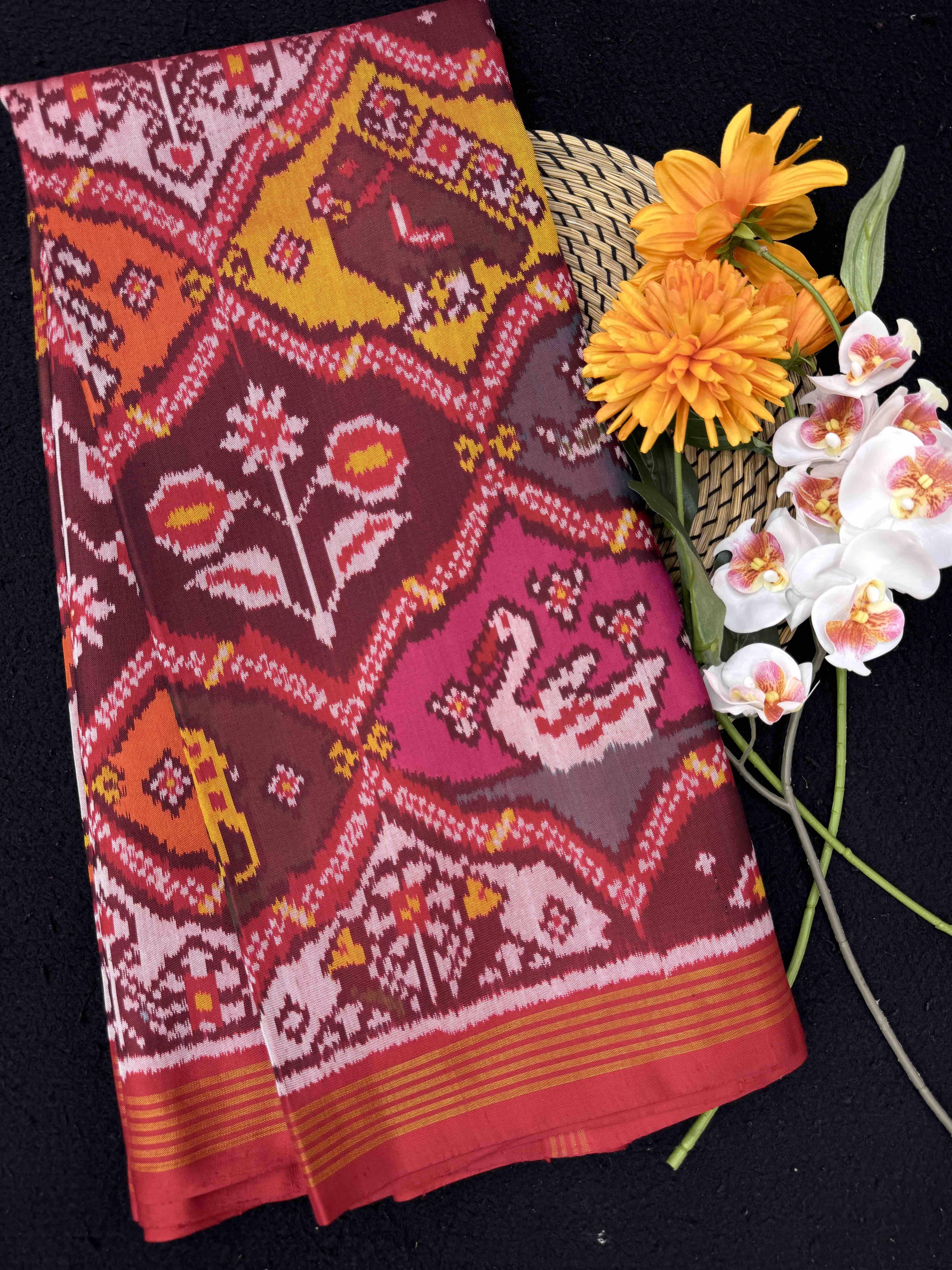 Red Multicolor Narikunj Single Ikat Patan Patola Saree