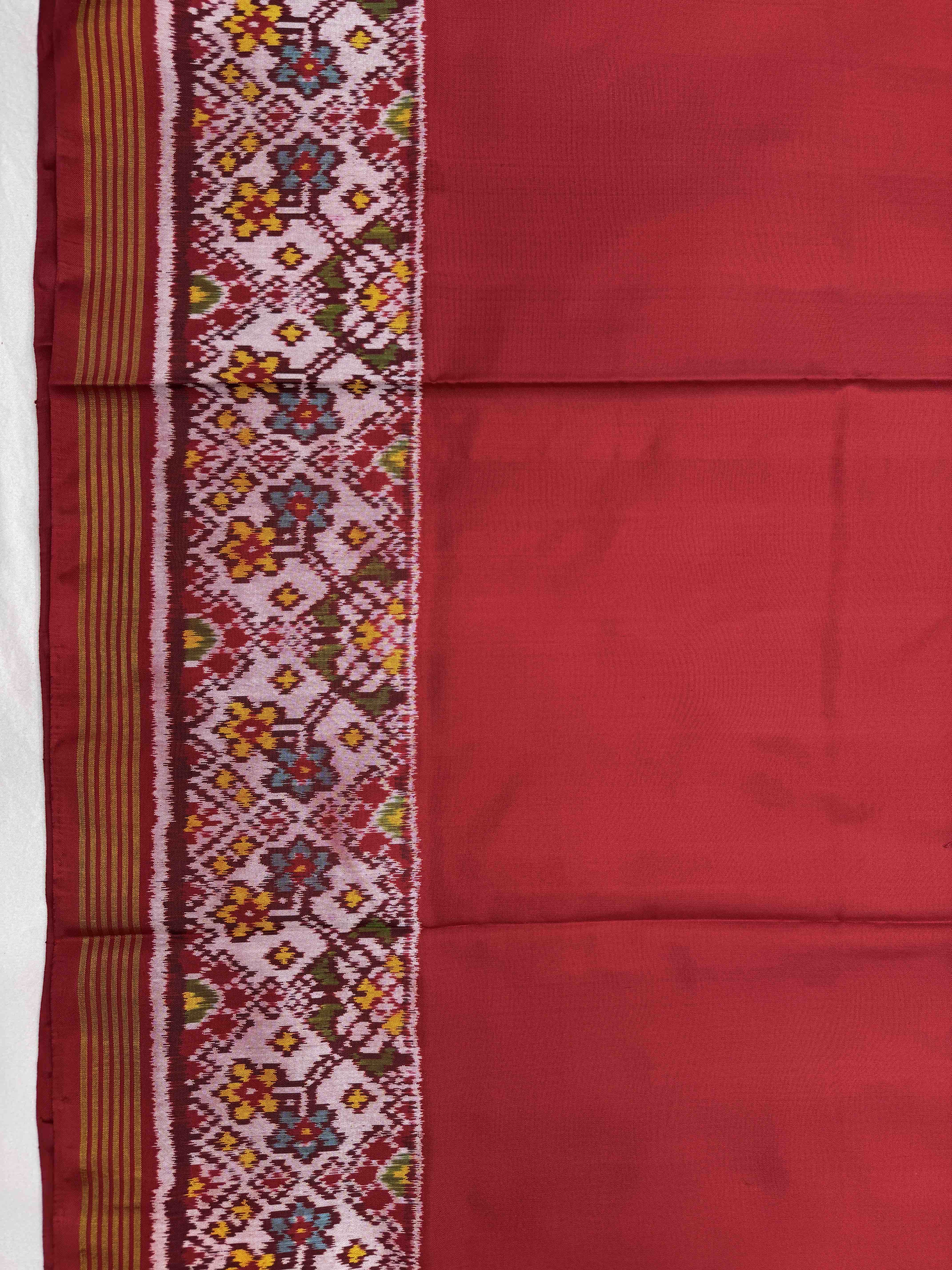 Red Plain with Navratan Border Pallu Single Ikat Patan Patola Saree