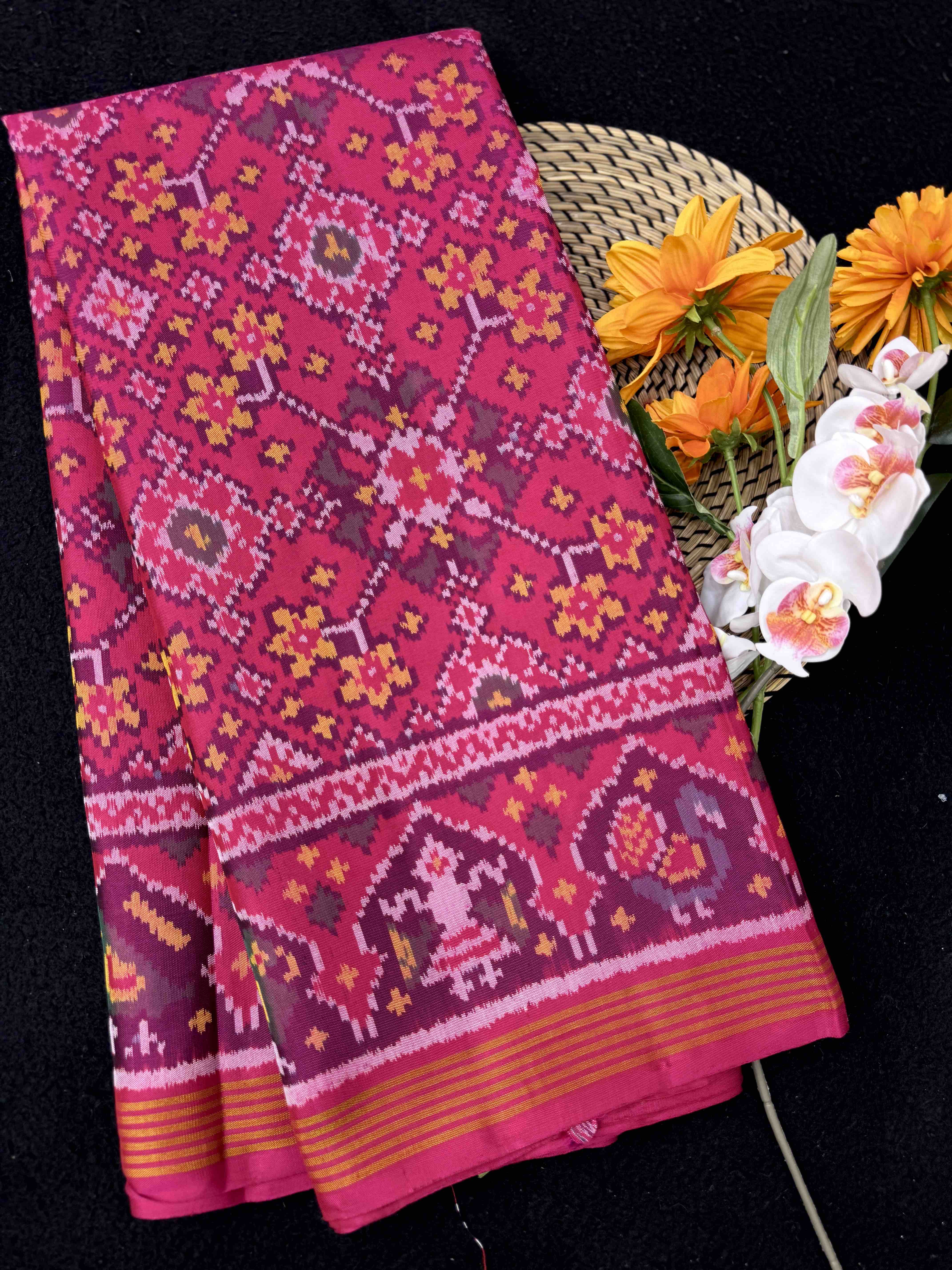 Pink Navratan Single Ikat Patan Patola Saree