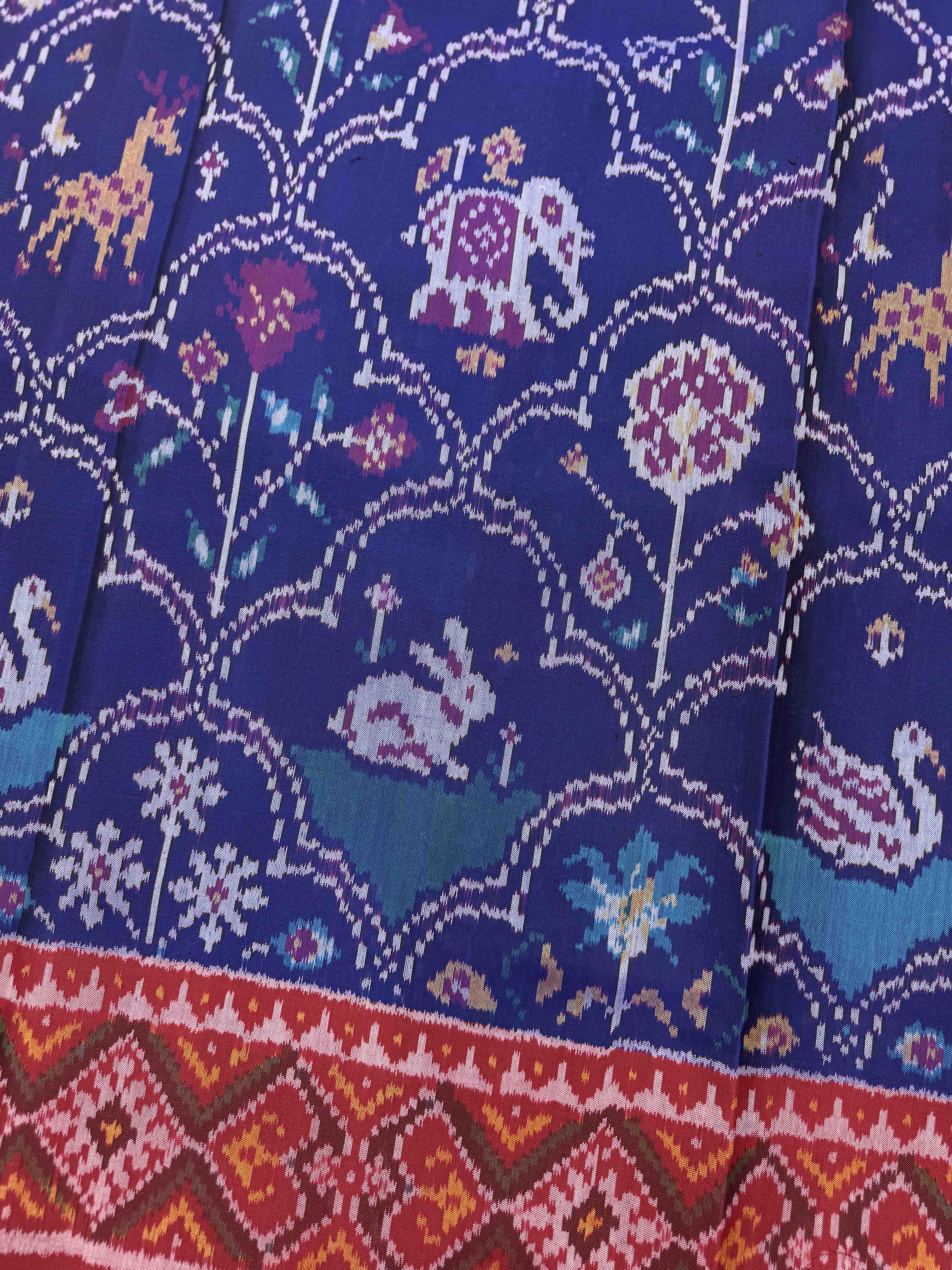 Red & Navy Blue Narikunj Single Ikat Patan Patola Saree