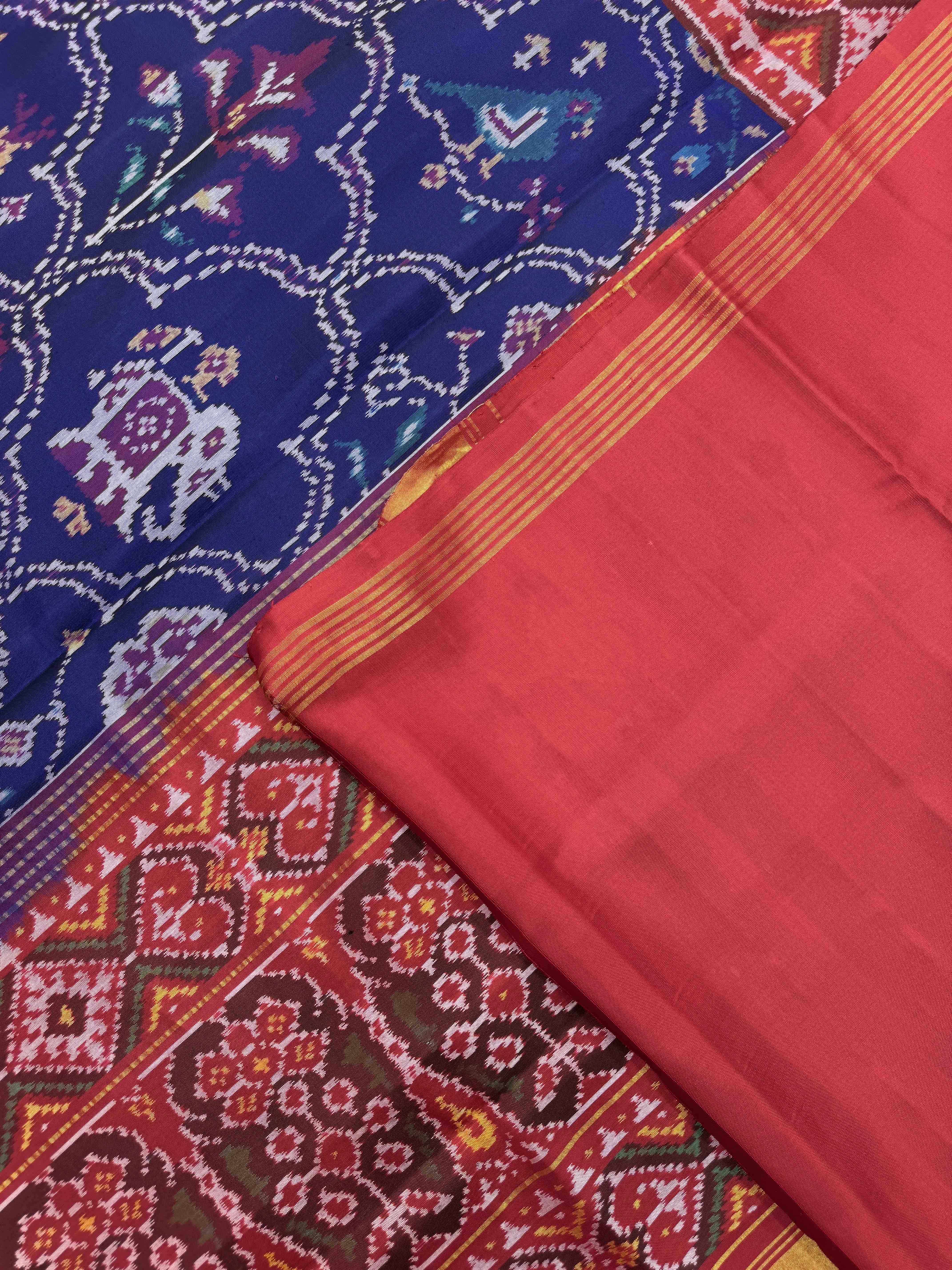 Red & Navy Blue Narikunj Single Ikat Patan Patola Saree