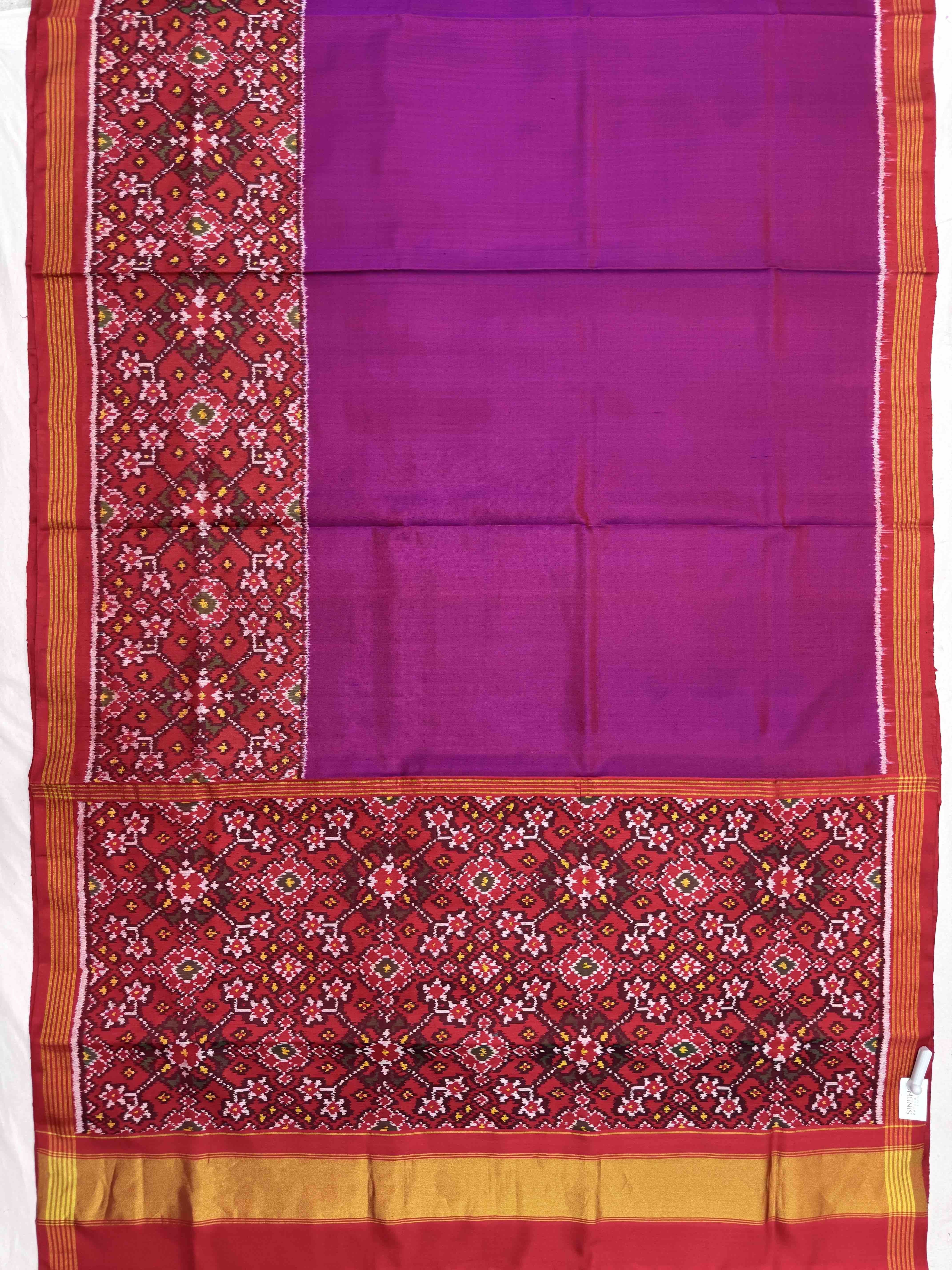 Pink & Purple Plain with Navratan Scut Border Single Ikat Patan Patola Saree