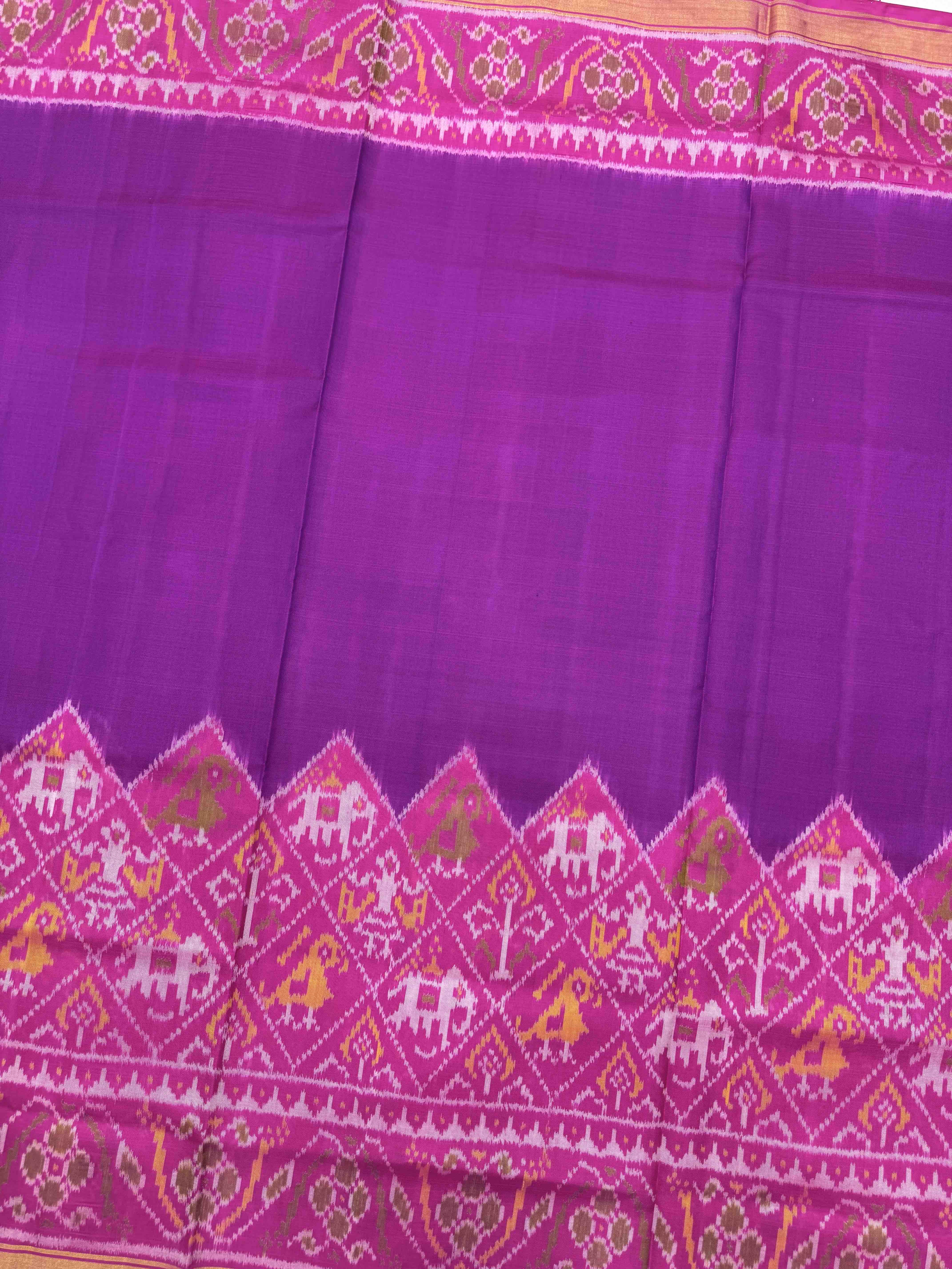 Pink & Purple Plain with Narikunj Scut Border Patola Saree