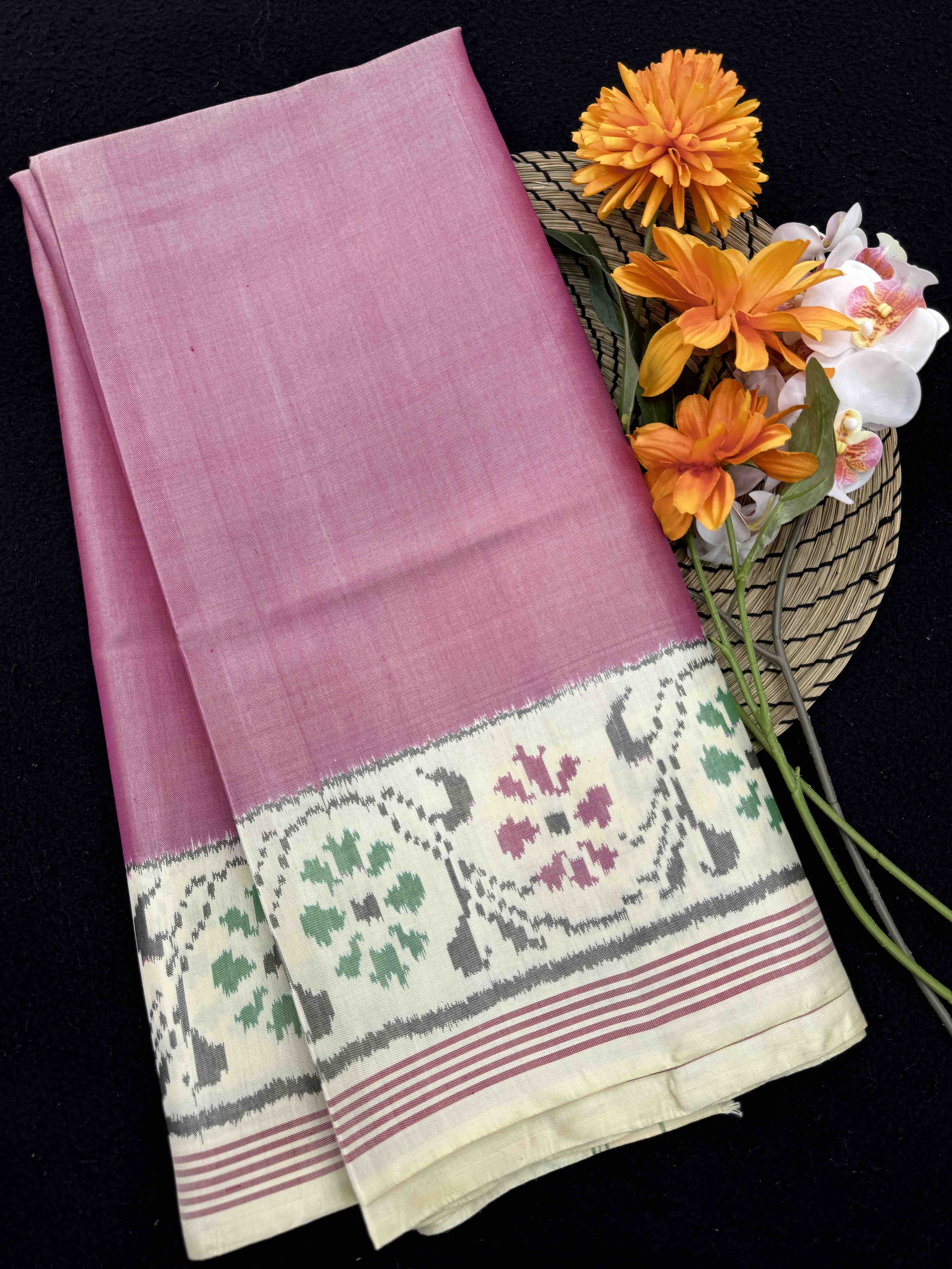 Off White & Light Pink Plain Single Ikat Patan Patola Saree