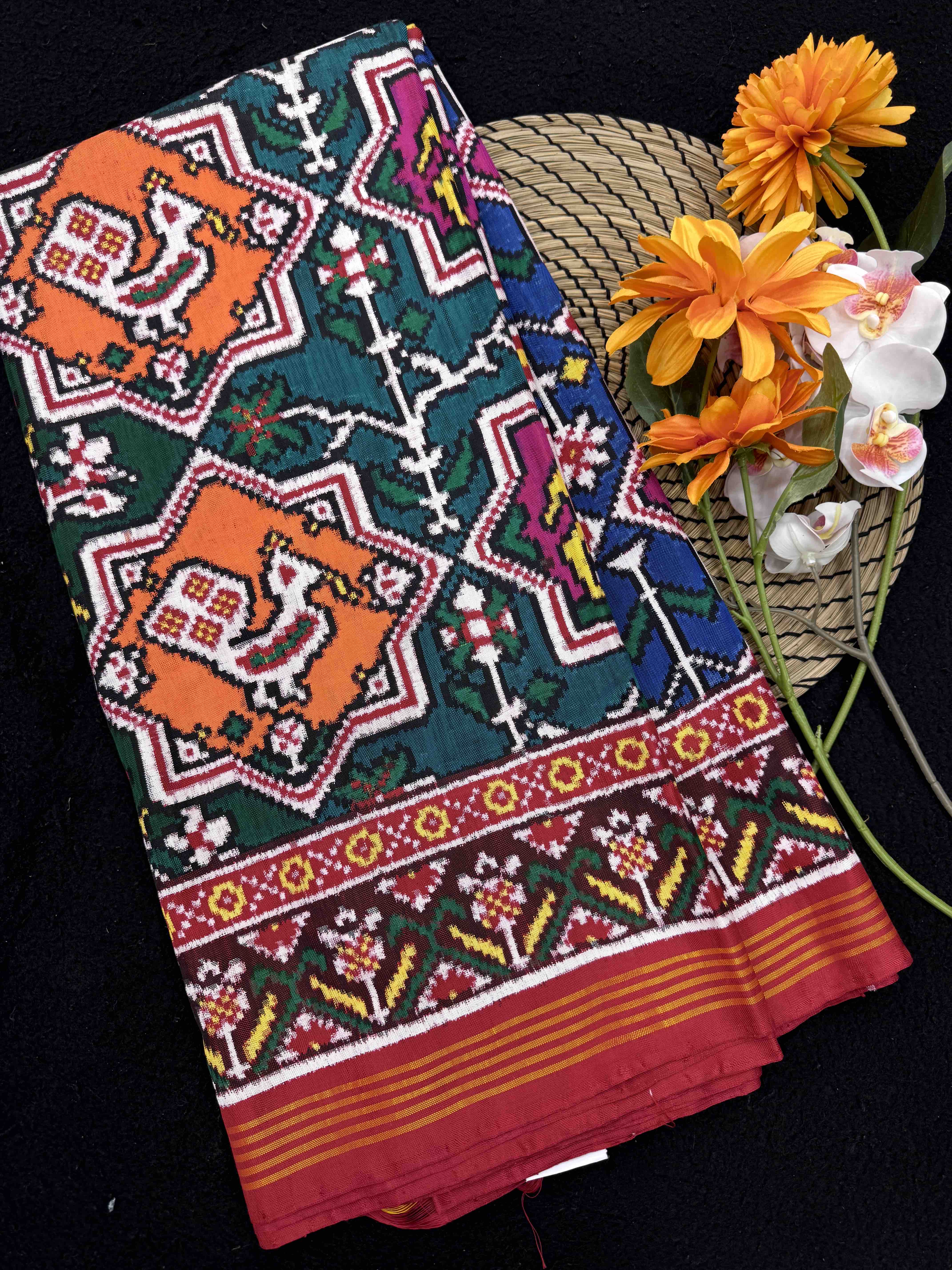 Red & Multicolor Star Narikunj Double Ikat Patan Patola Saree
