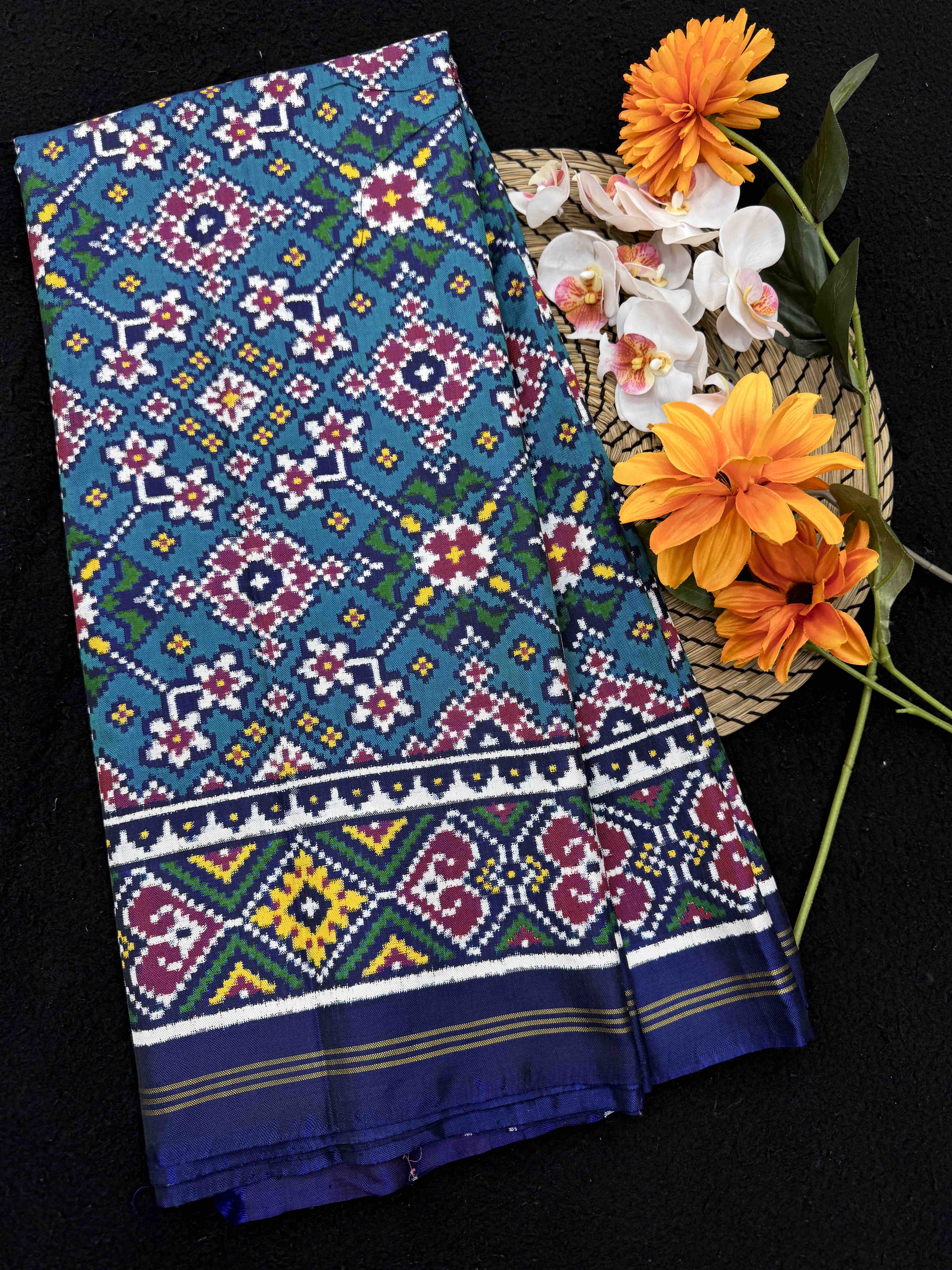 Blue & Turquoise Navratan Double Ikat Patan Patola Saree