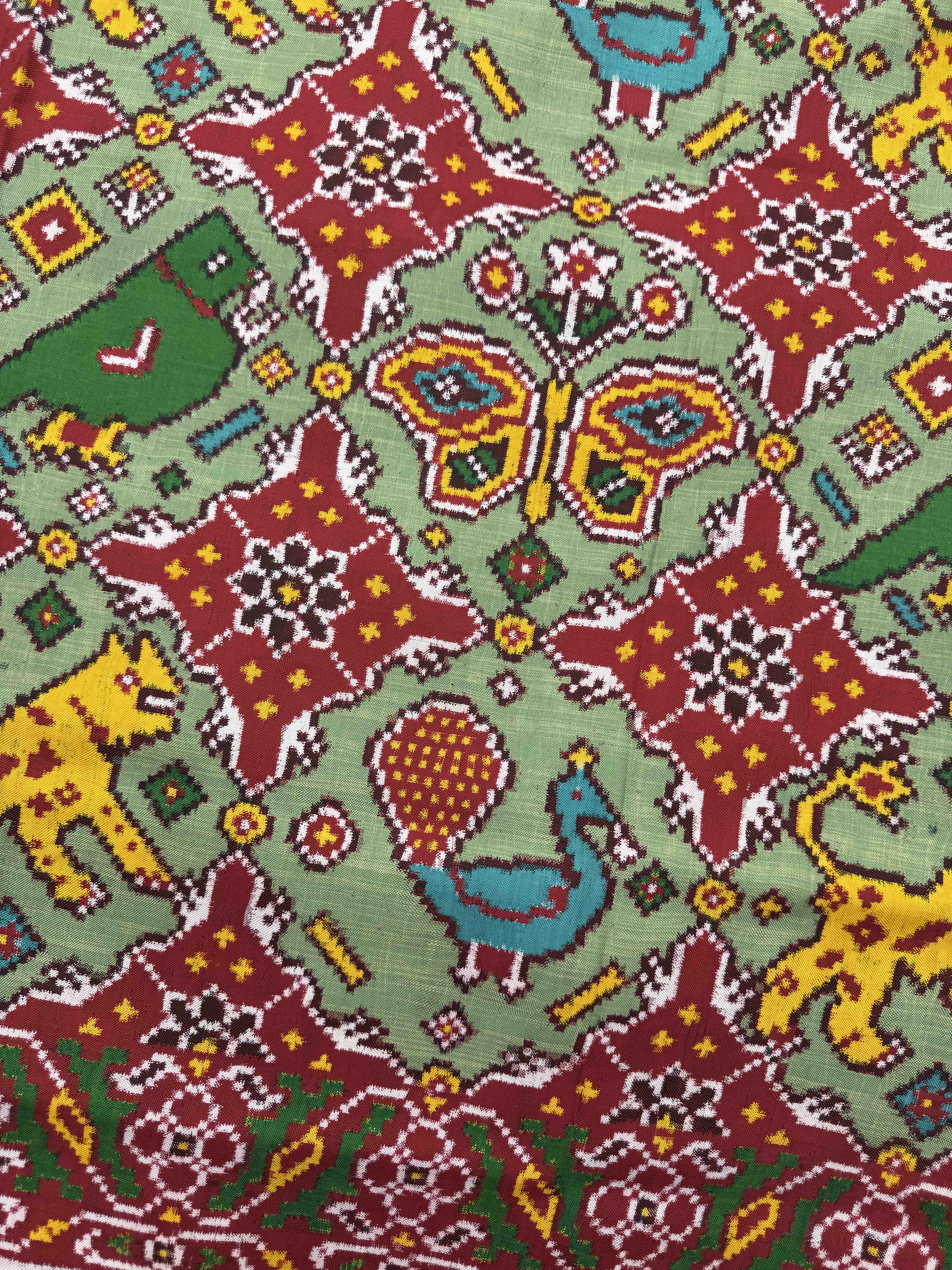 Red & Pista Green Narikunj Chhabdi Double Ikat Patan Patola Saree