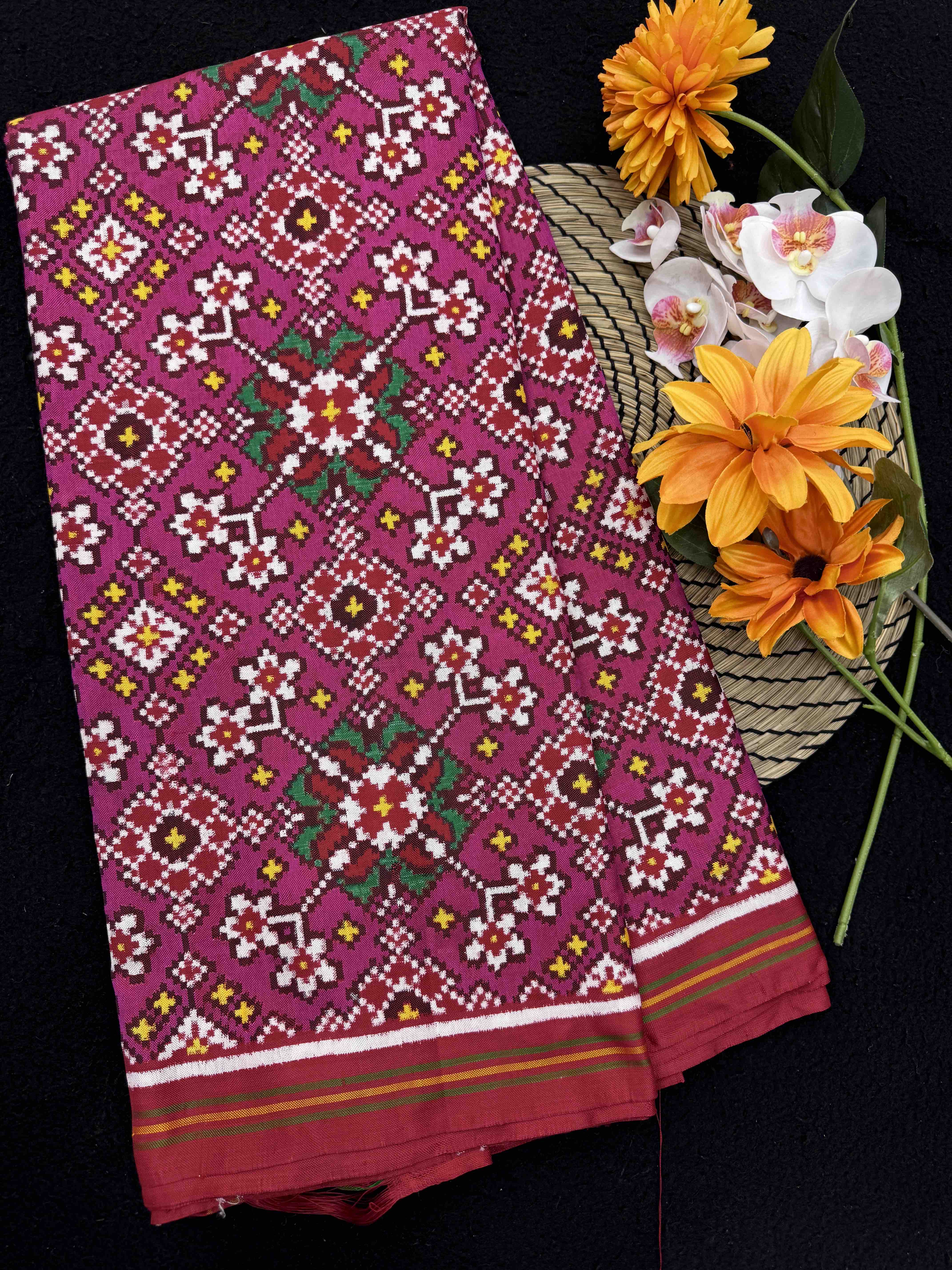 Red & Pink Navratan Double Ikat Patan Patola Saree