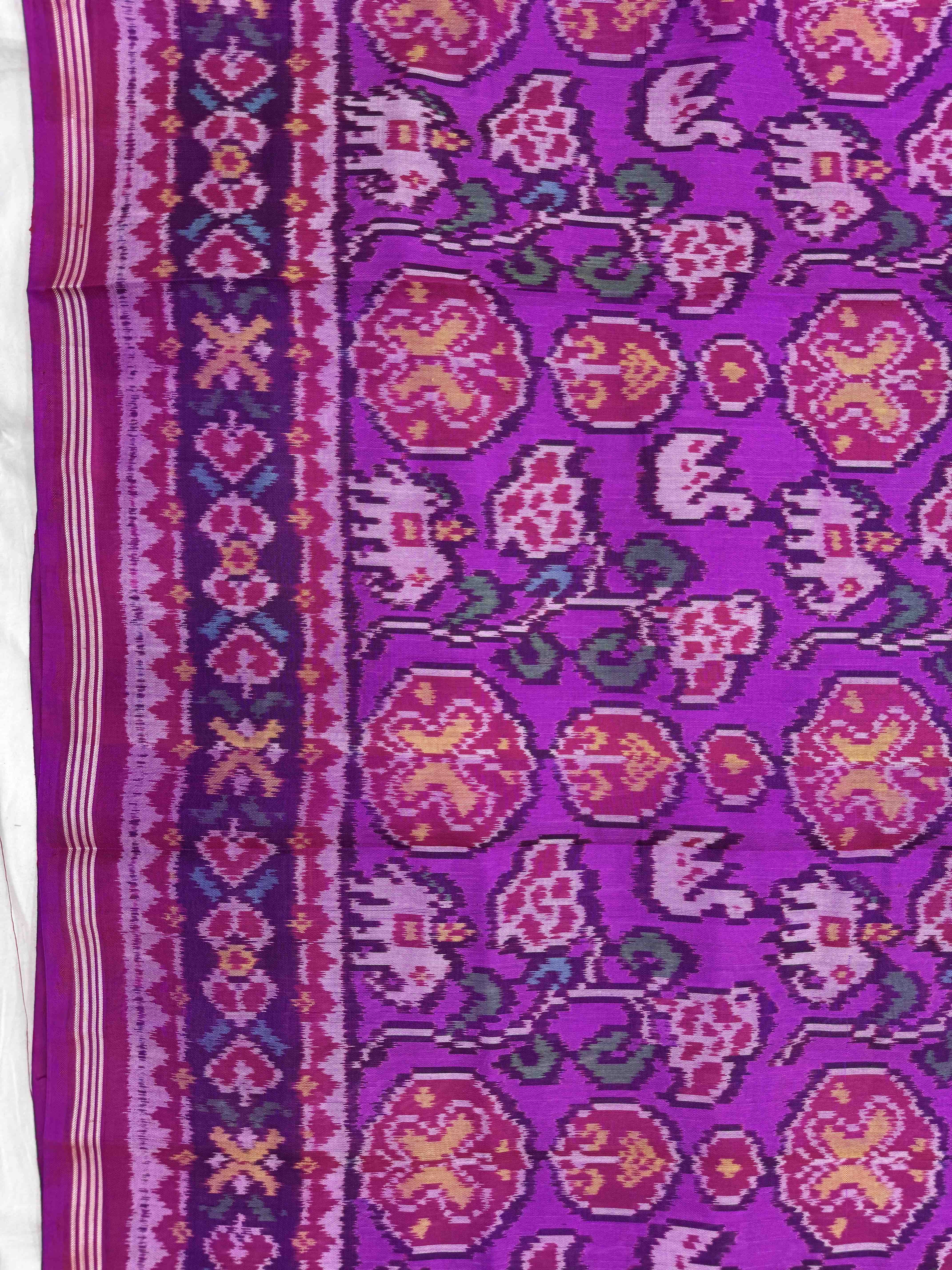 Purplish Pink Narikunj Circle Single Ikat Patan Patola Saree