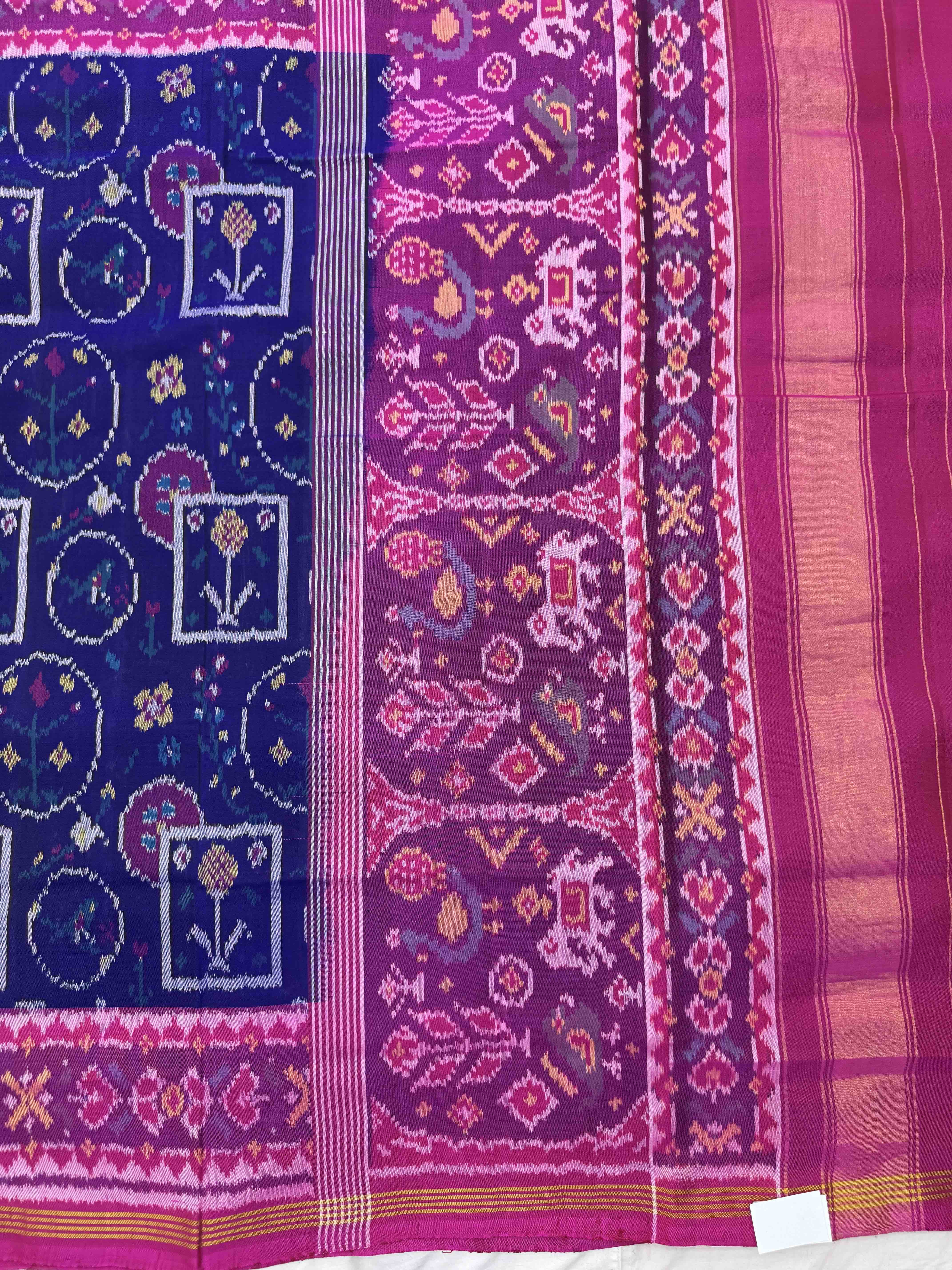 Pink & Blue Circle Square Fancy Flower Single Ikat Patan Patola Saree