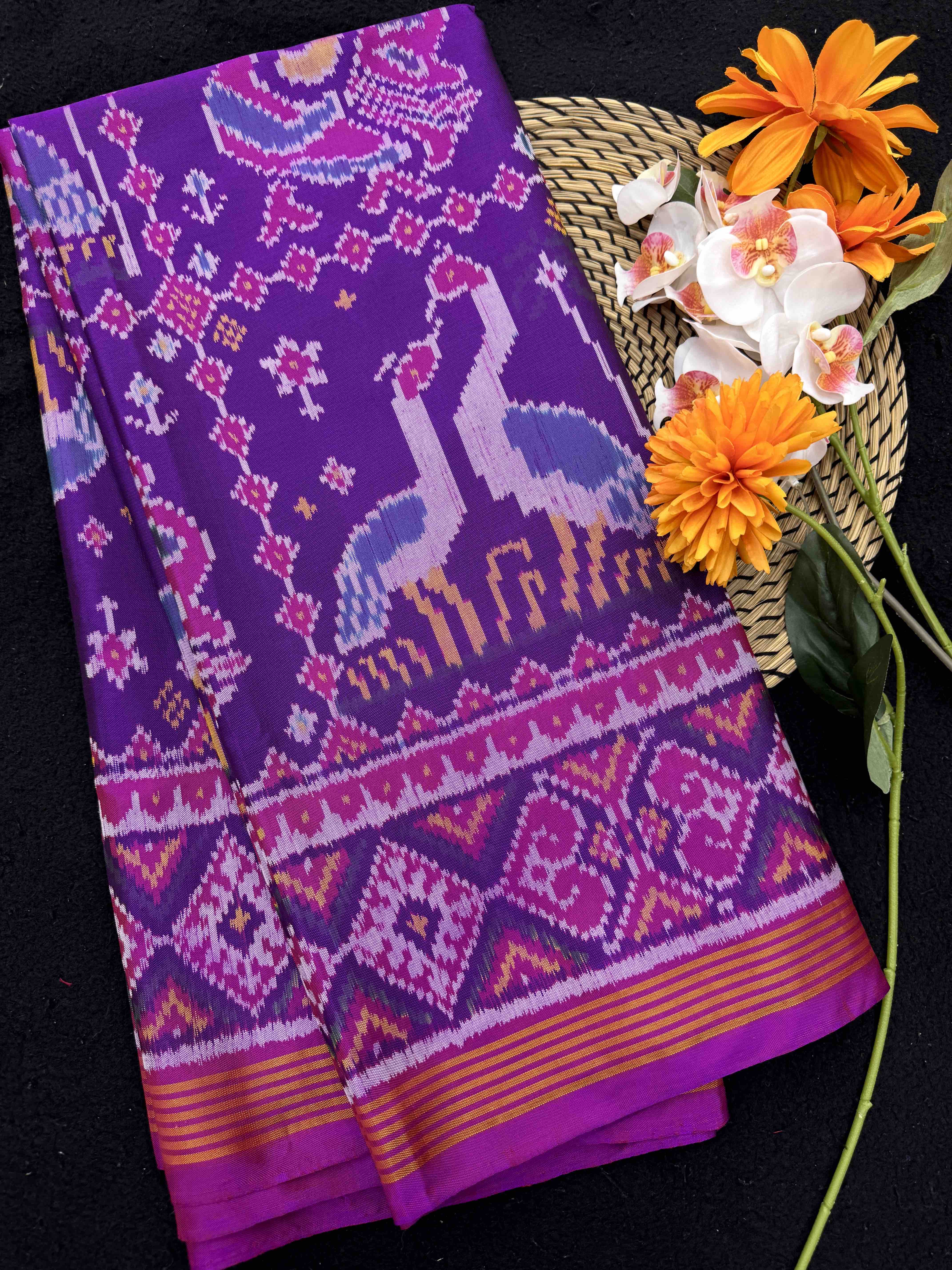 Purple Big Figure Peacock Swan Single Ikat Patan Patola Saree