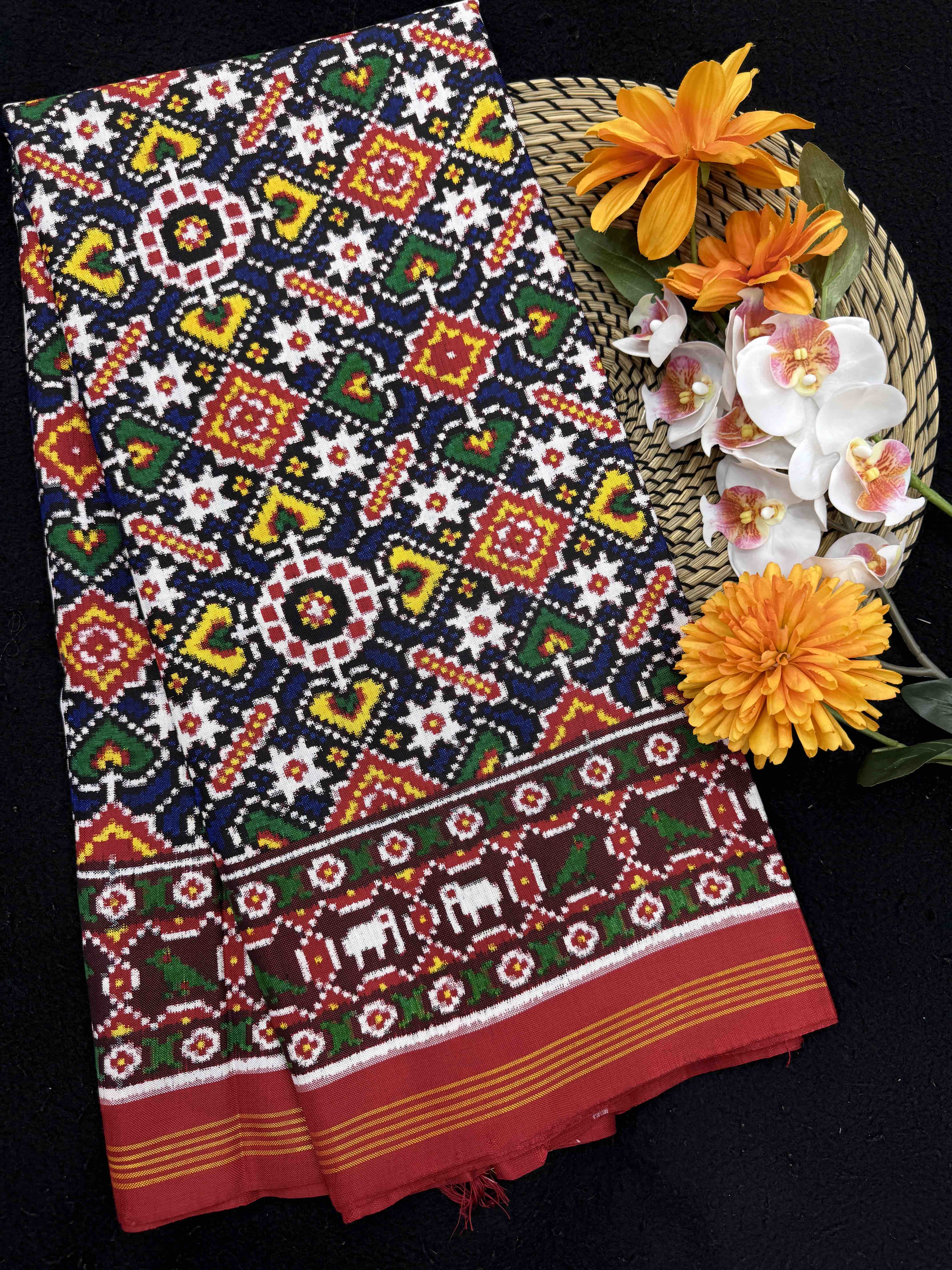 Red & Blue Rajvadi Manekchowk Double Ikat Patan Patola Saree