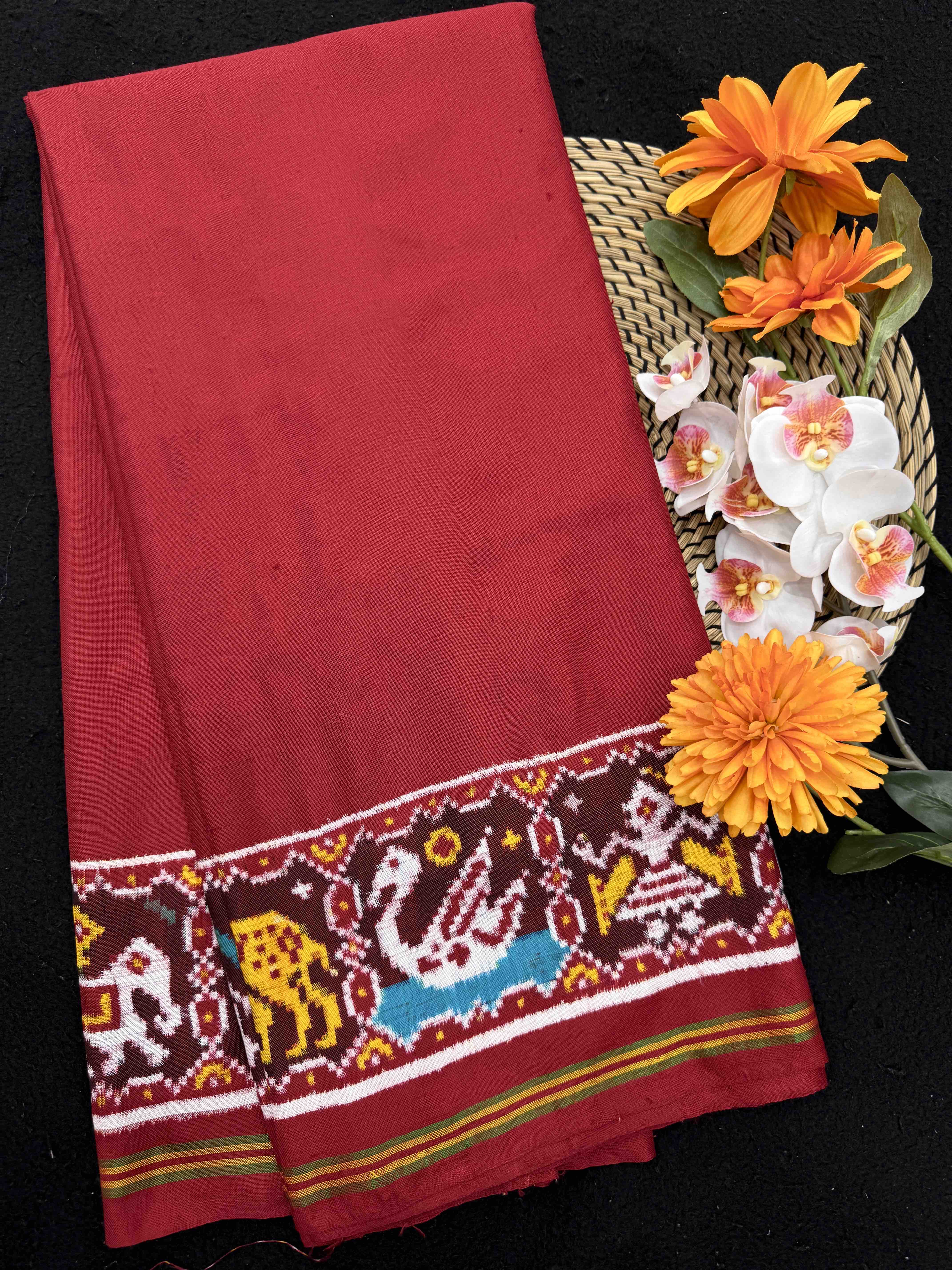 Red Plain with Narikunj Border Pallu Double Ikat Patan Patola Saree