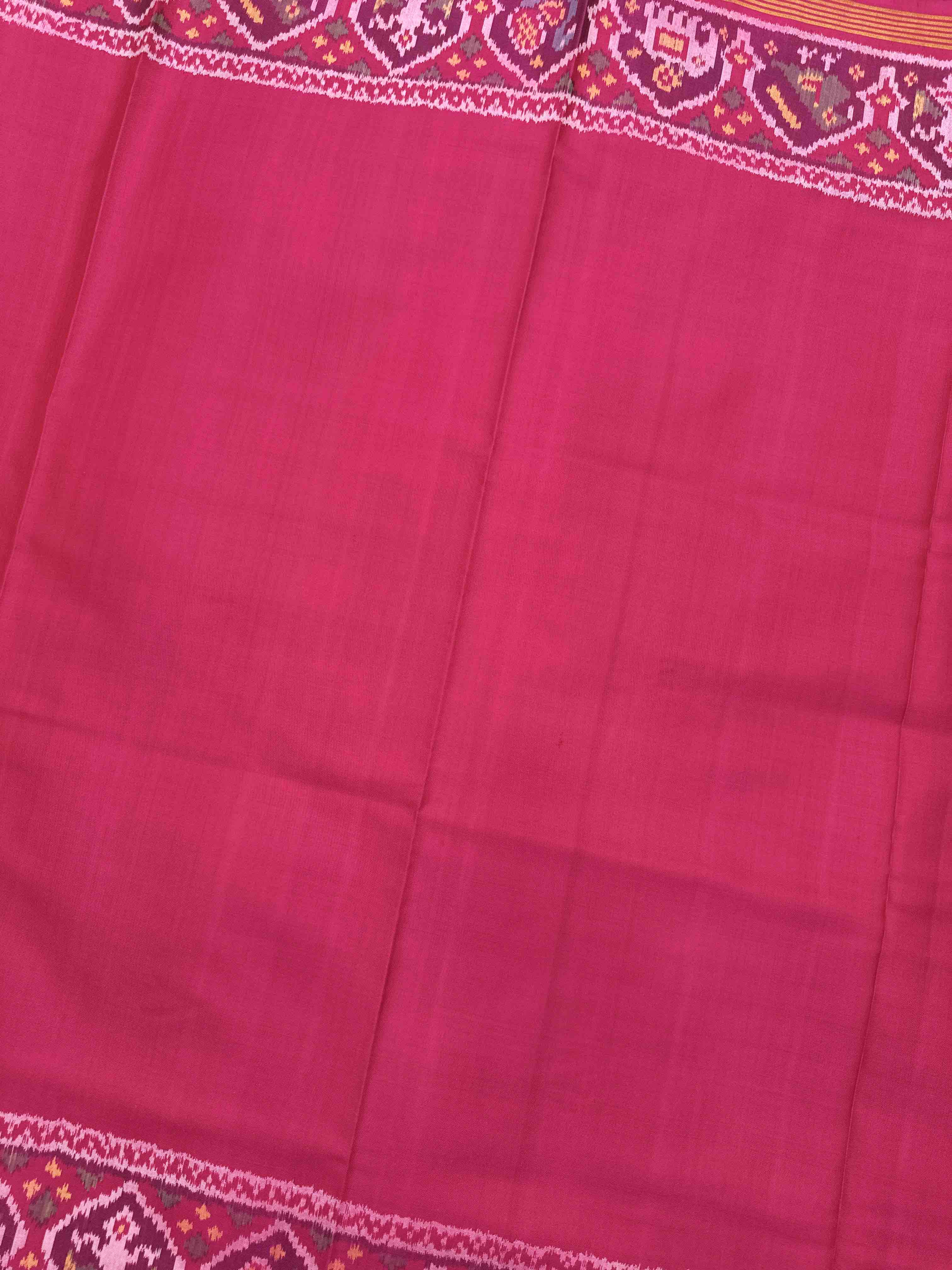 Pink Plain with Flower Pallu Single Ikat Patan Patola Saree