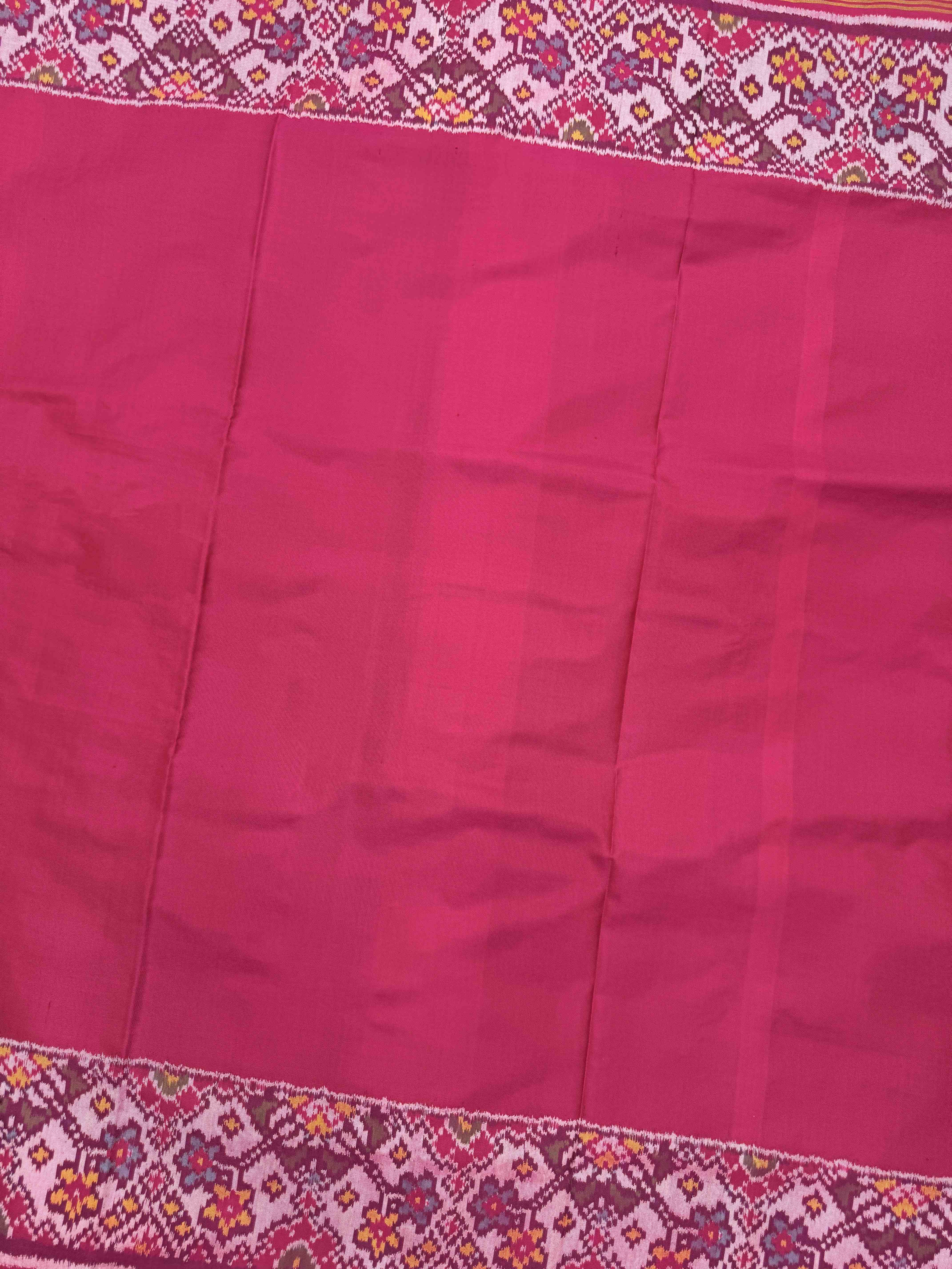 Pink Plain with Navratan Pallu Single Ikat Patan Patola Saree