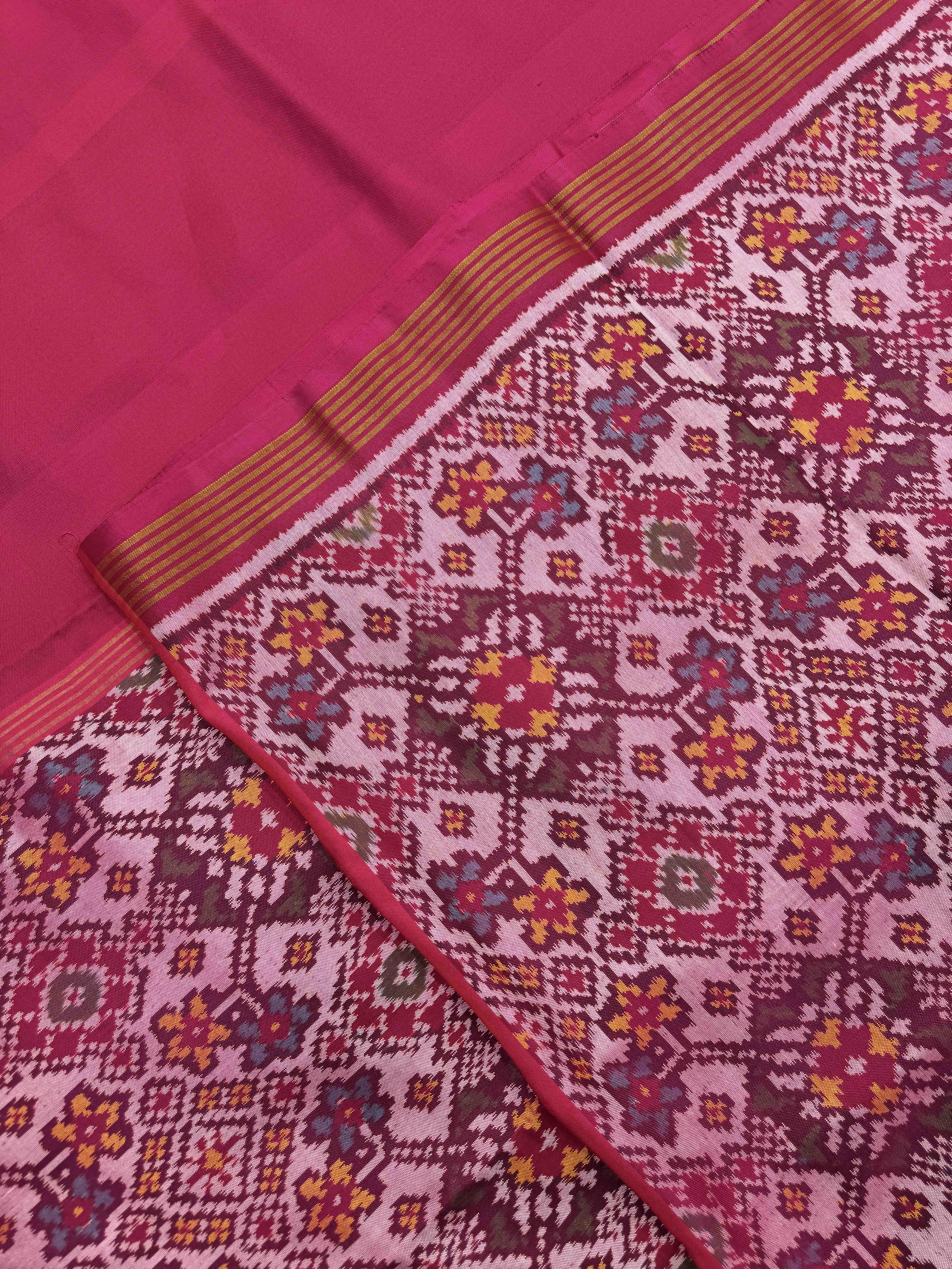 Pink Plain with Navratan Pallu Single Ikat Patan Patola Saree