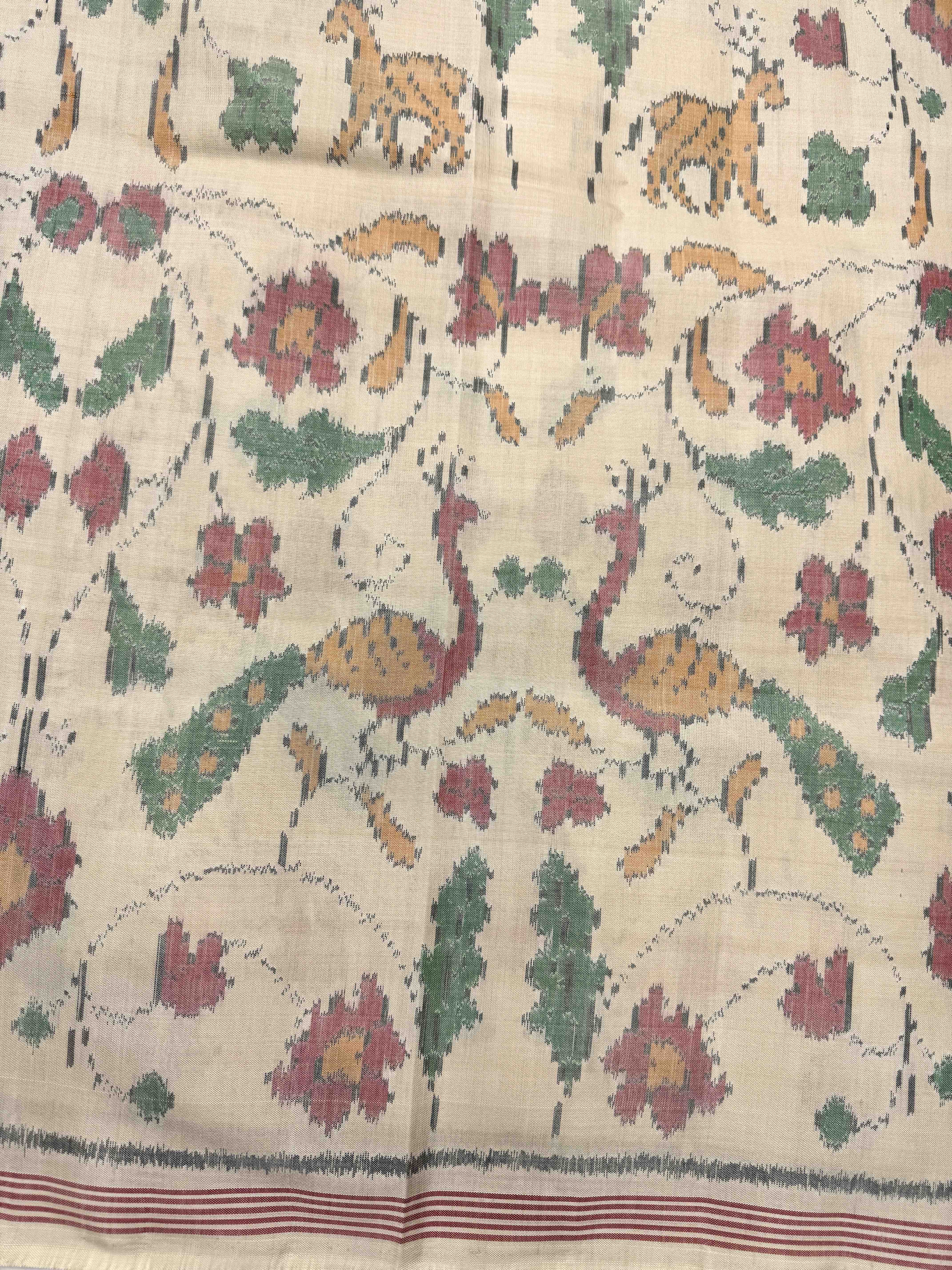 Off White Fancy Flower Peacock Single Ikat Patan Patola Saree