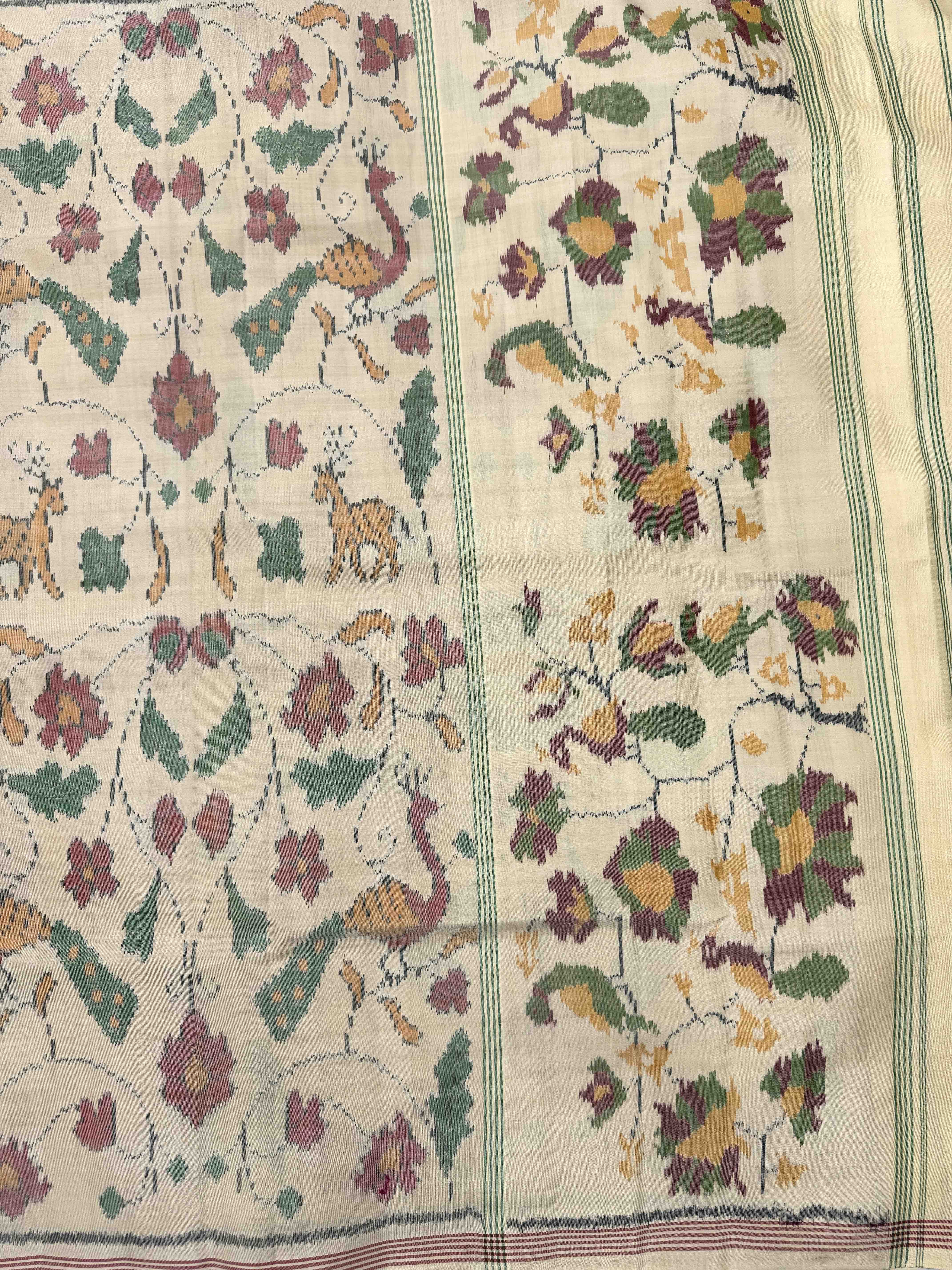 Off White Fancy Flower Peacock Single Ikat Patan Patola Saree