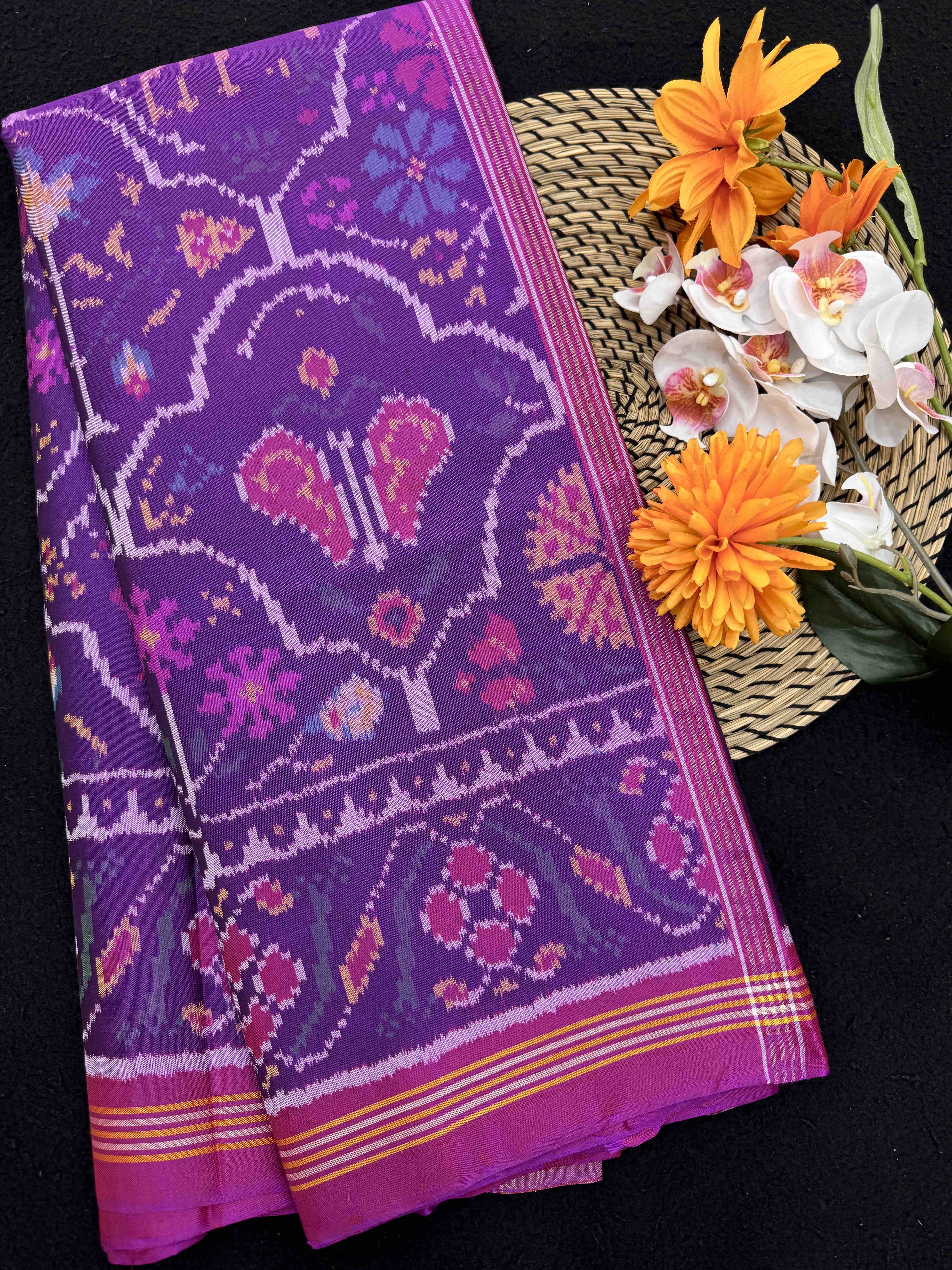 Pink & Purple Narikunj Flower Single Ikat Patan Patola Saree