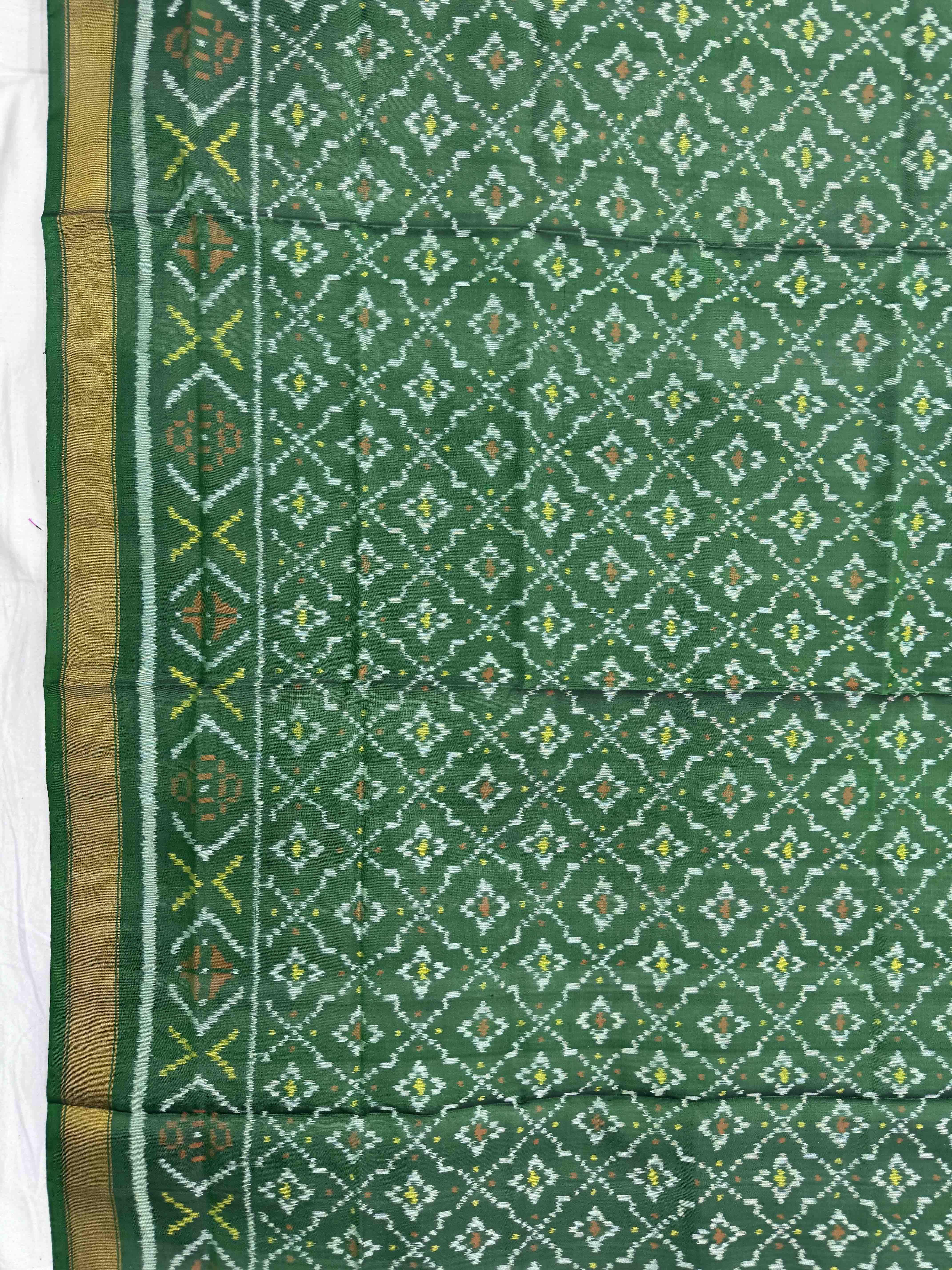 Green Buttonful Single Ikat Patola Dupatta