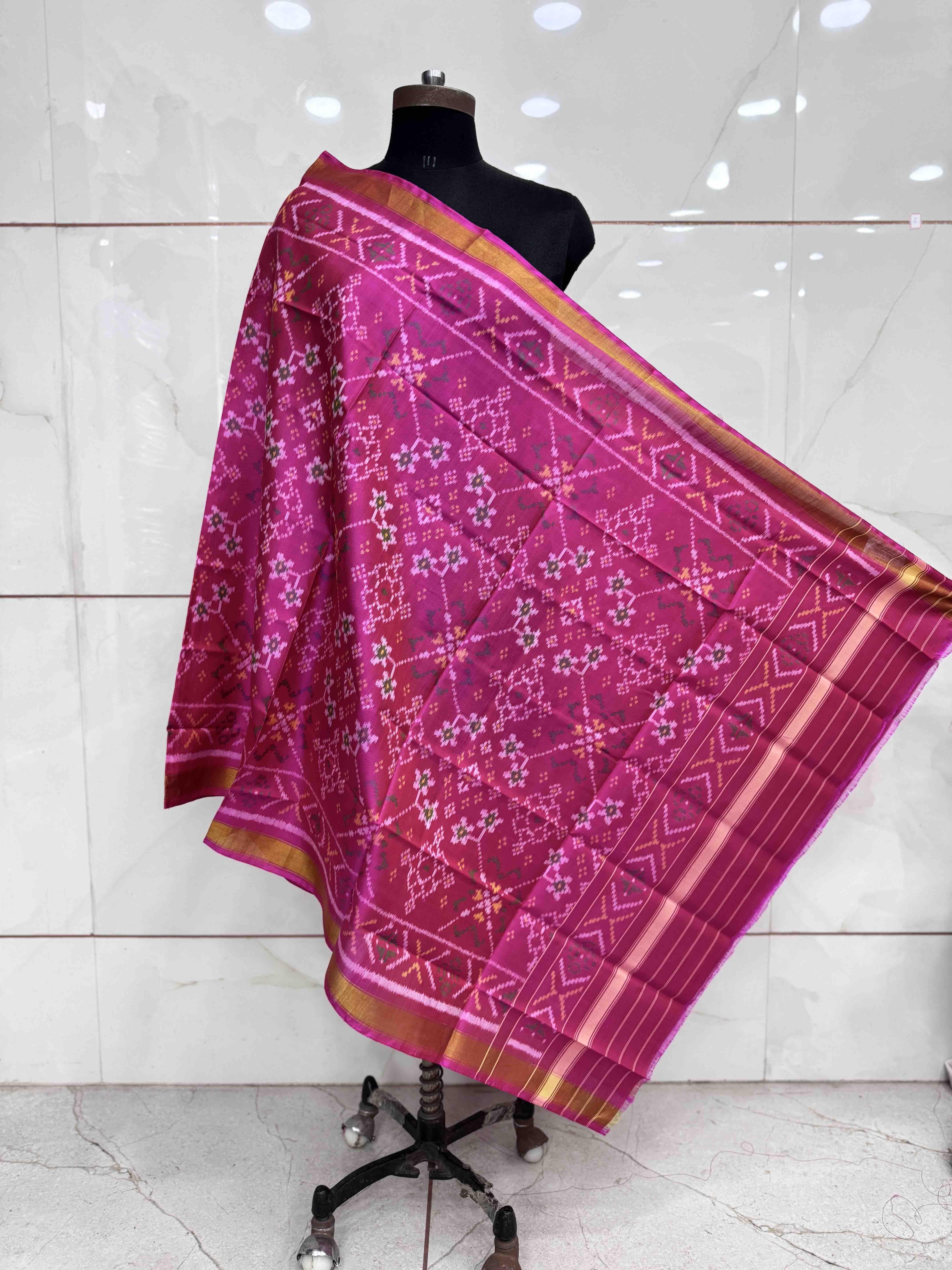 Pink Navratan Single Ikat Patola Dupatta