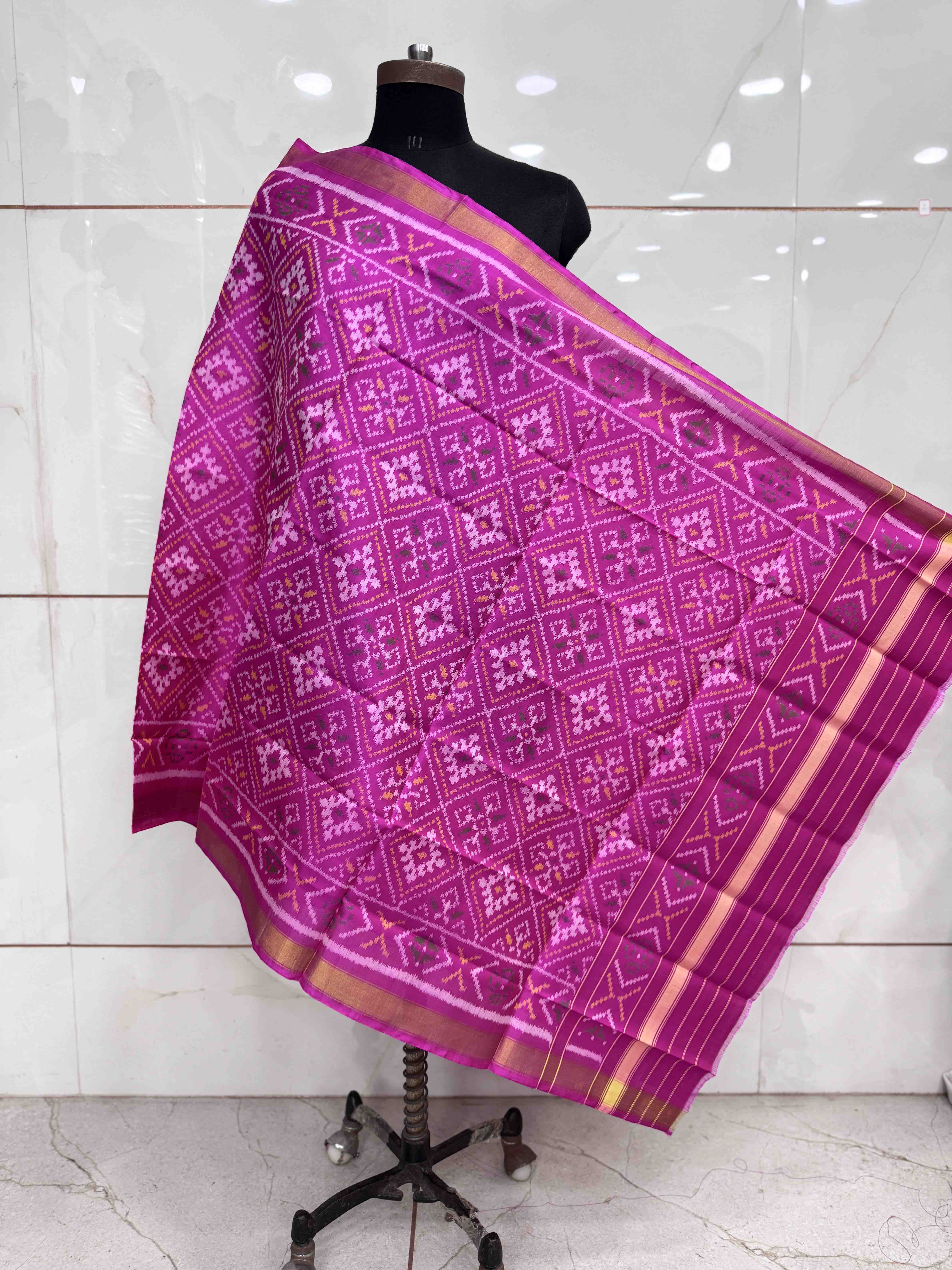Pink Panchanda Single Ikat Patola Dupatta