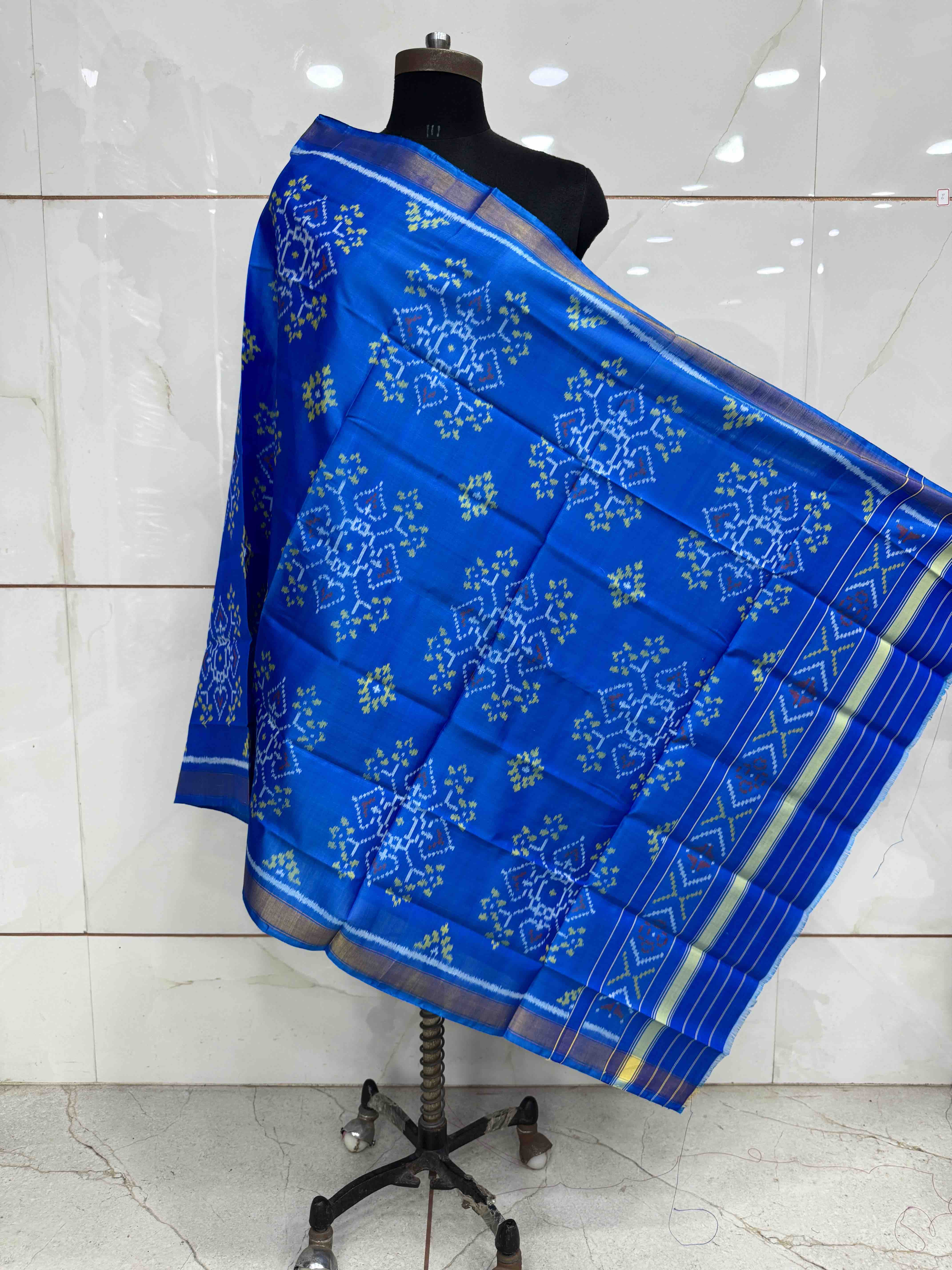 Blue Manekchowk Single Ikat Patola Dupatta