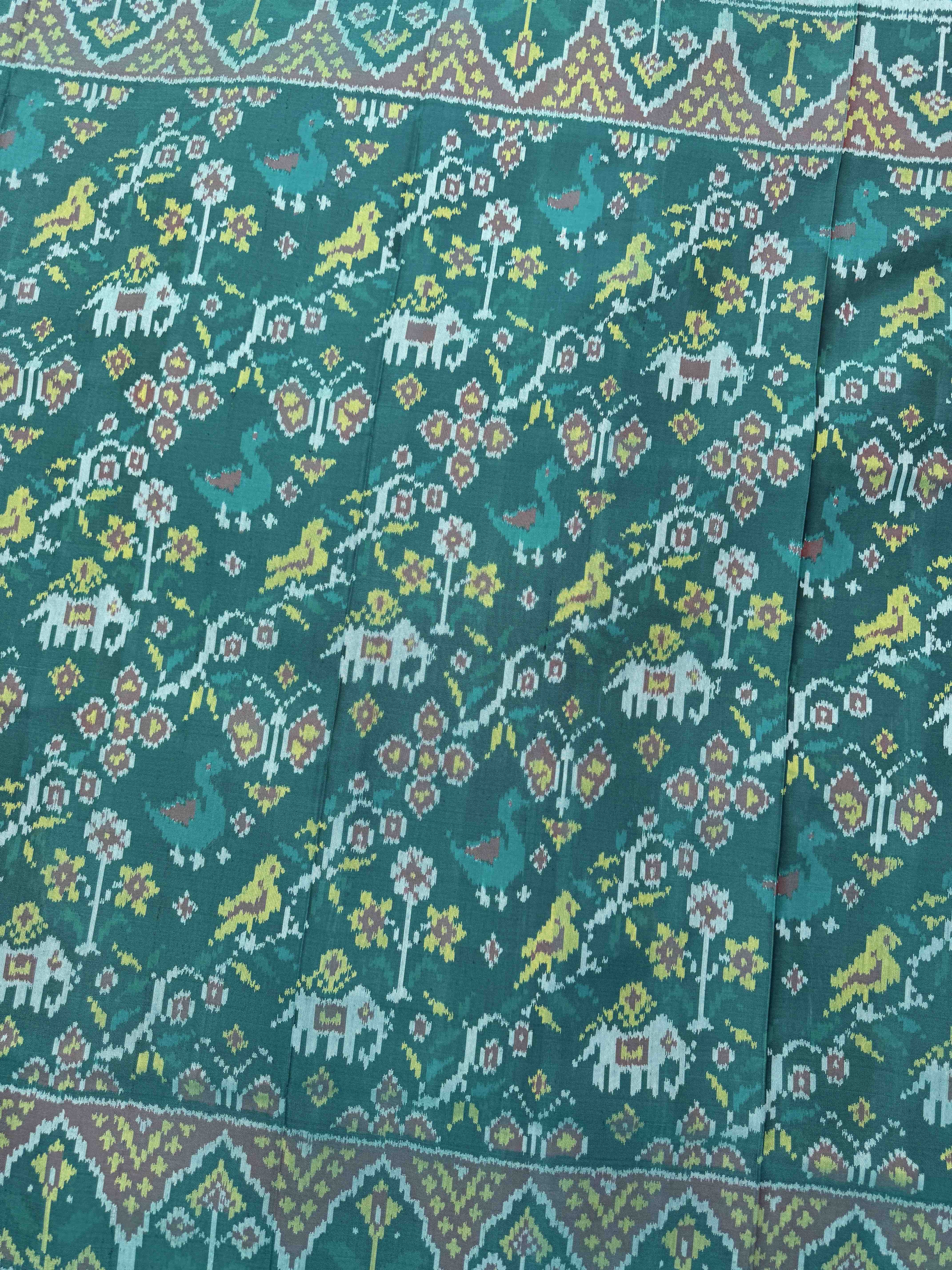 Peacock Green Narikunj Flower Single Ikat Patan Patola Saree