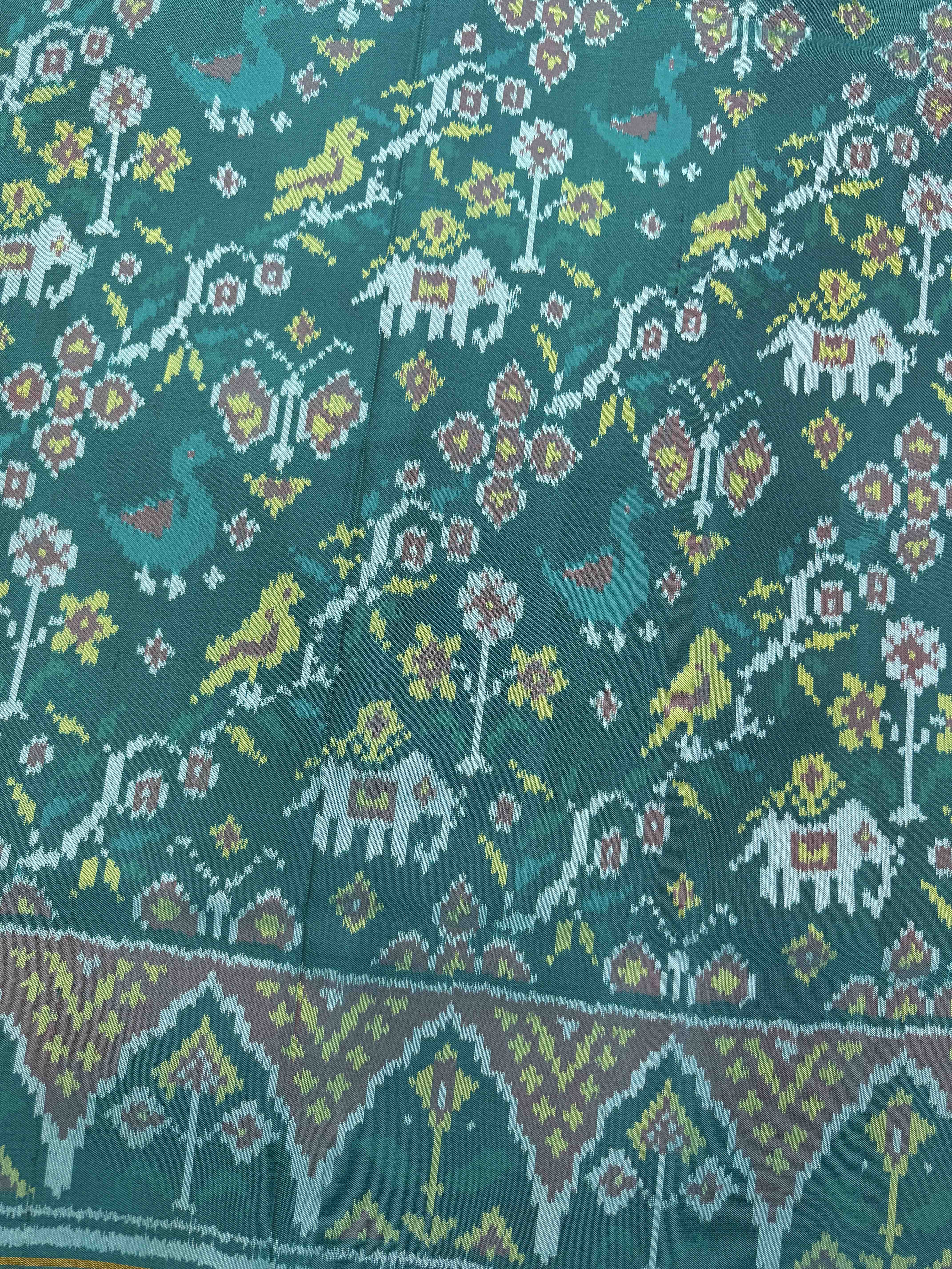 Peacock Green Narikunj Flower Single Ikat Patan Patola Saree